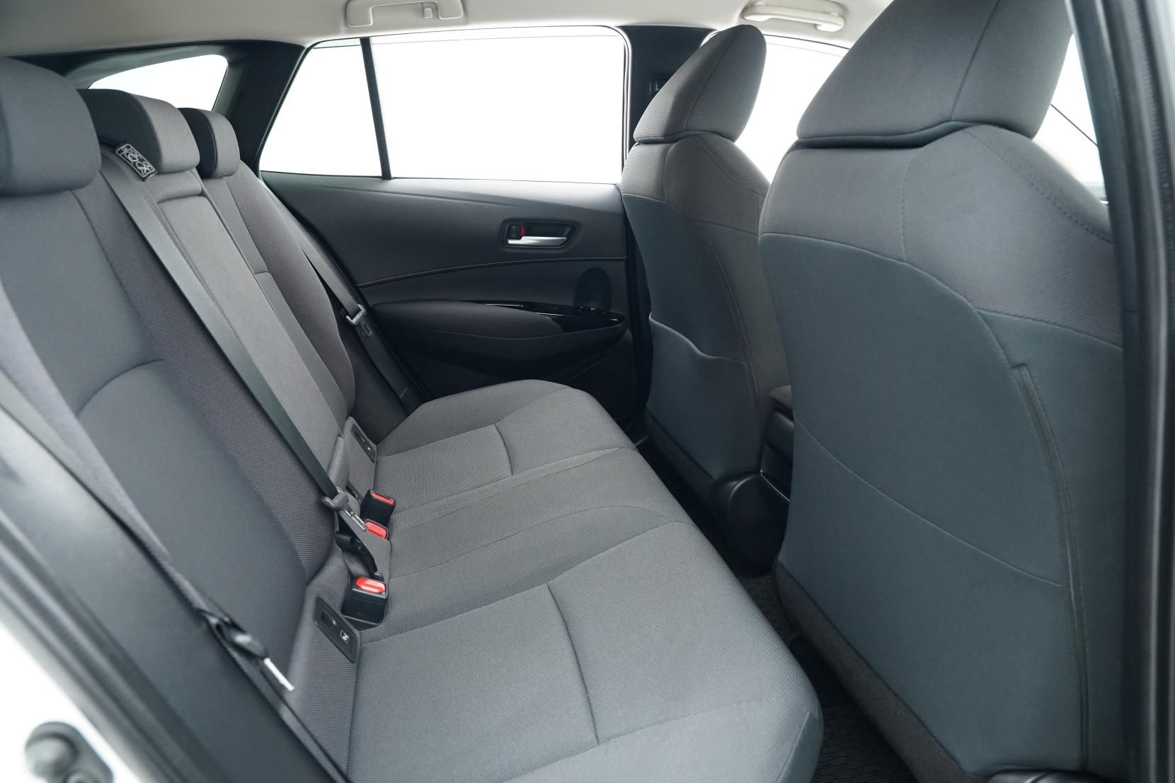 Toyota Corolla 1.8 Touring Hybrid S