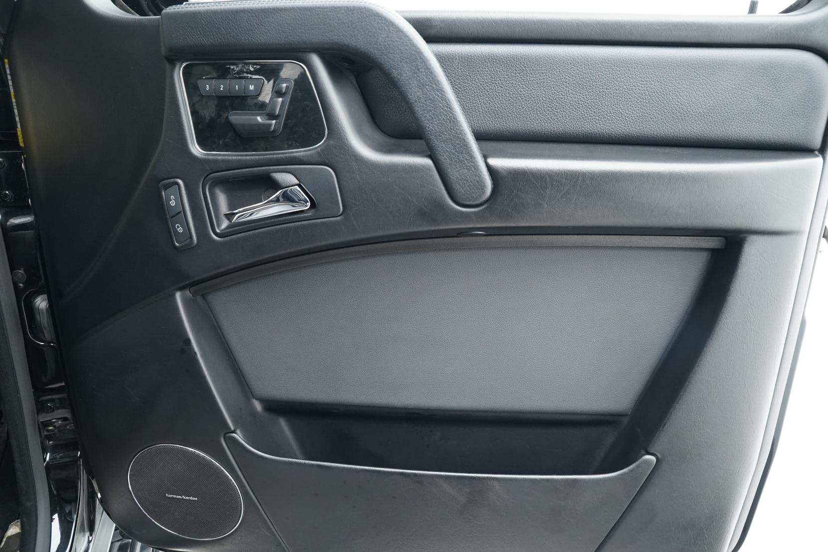 Mercedes-Benz G 350 3.0 G Wagon 4WD Bluetec