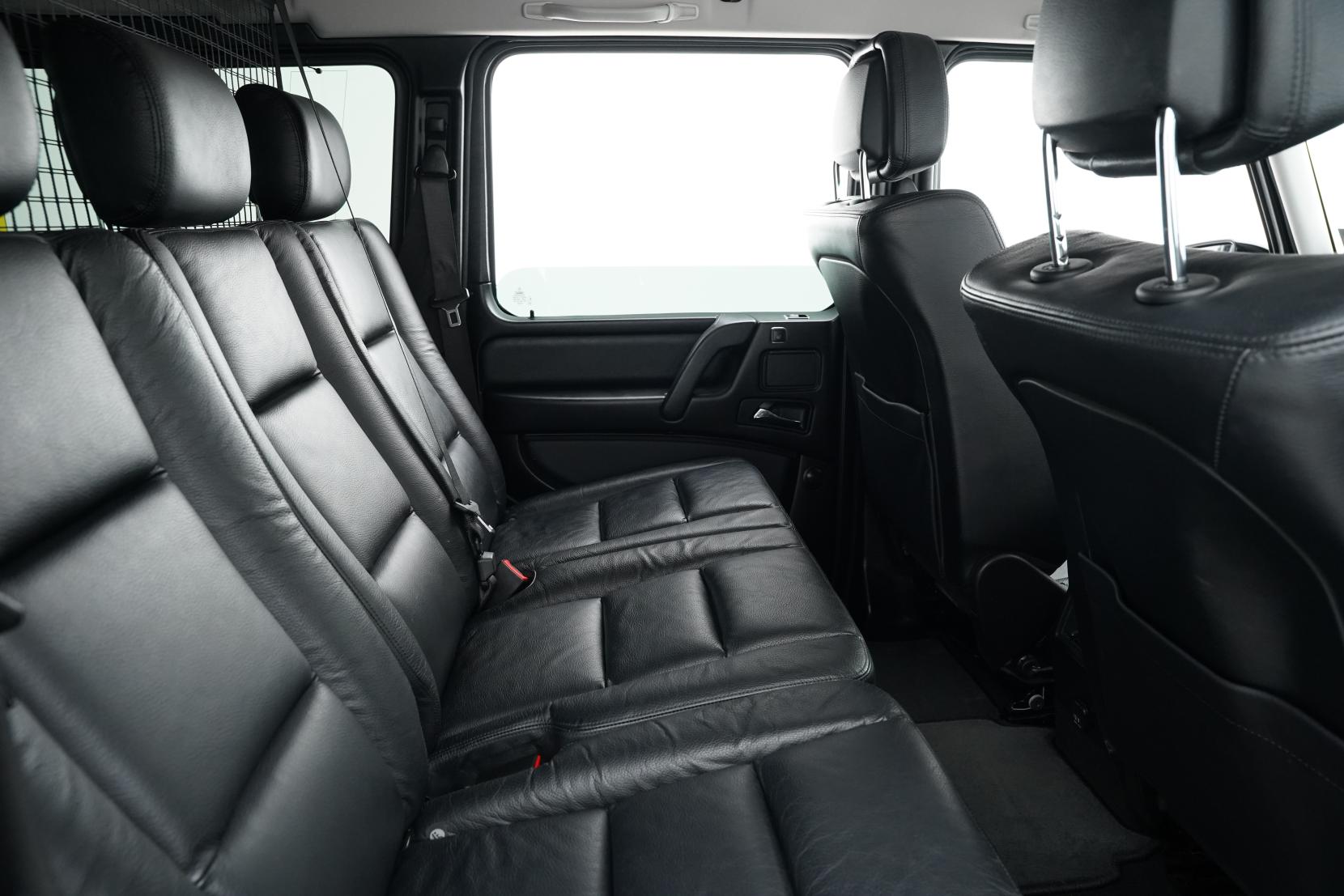 Mercedes-Benz G 350 3.0 G Wagon 4WD Bluetec