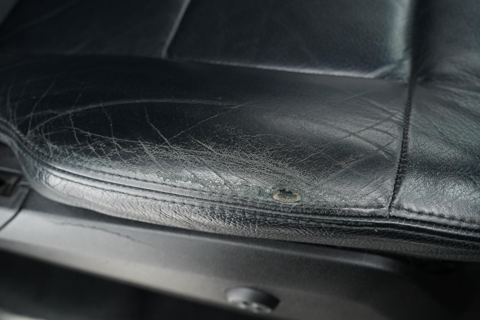 Mercedes-Benz G 350 3.0 G Wagon 4WD Bluetec