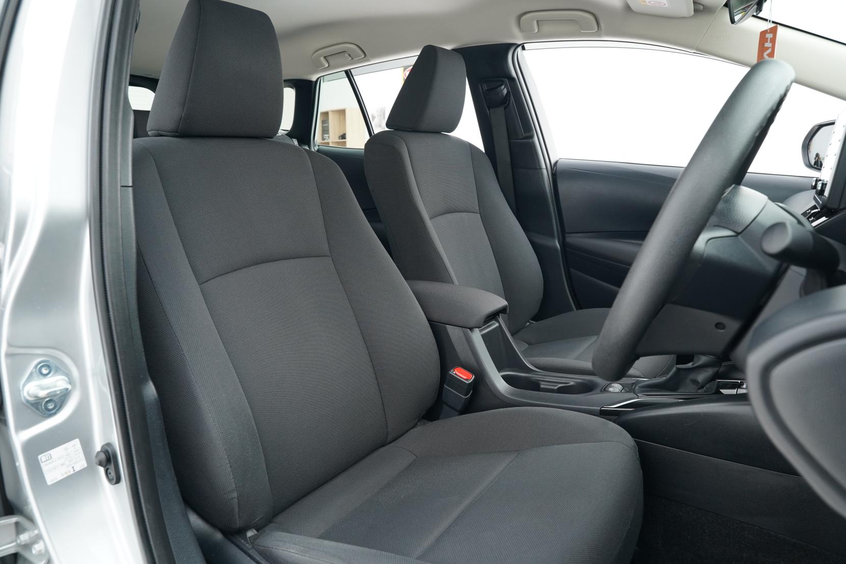Toyota Corolla 1.8 TOURING HYBRID G-X