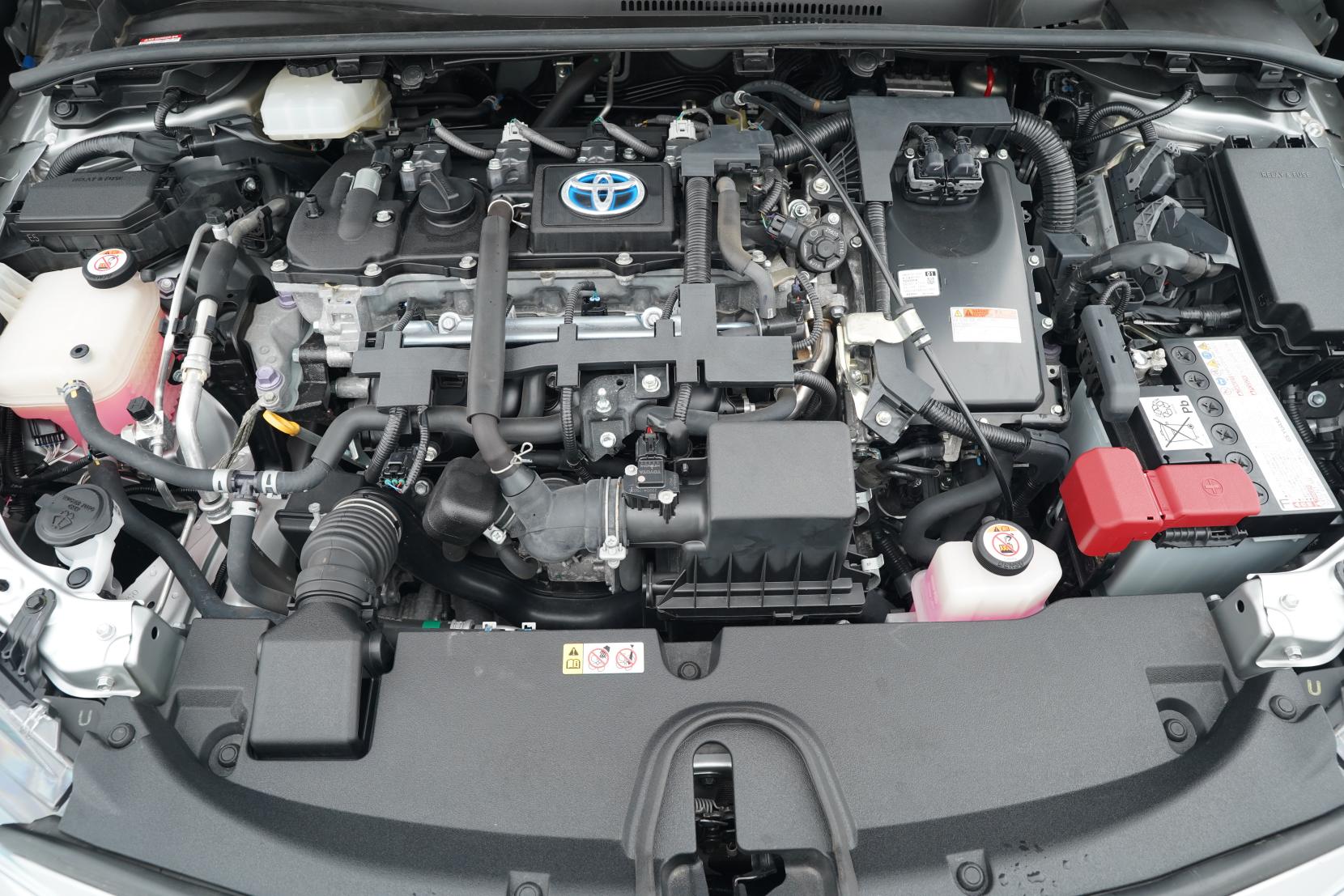 Toyota Corolla 1.8 TOURING HYBRID G-X