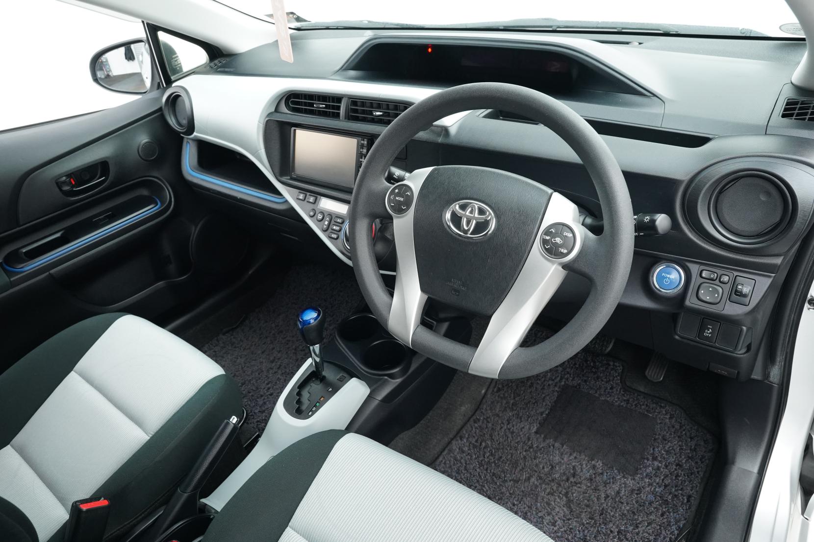 Toyota Aqua 1.5 S Push Start