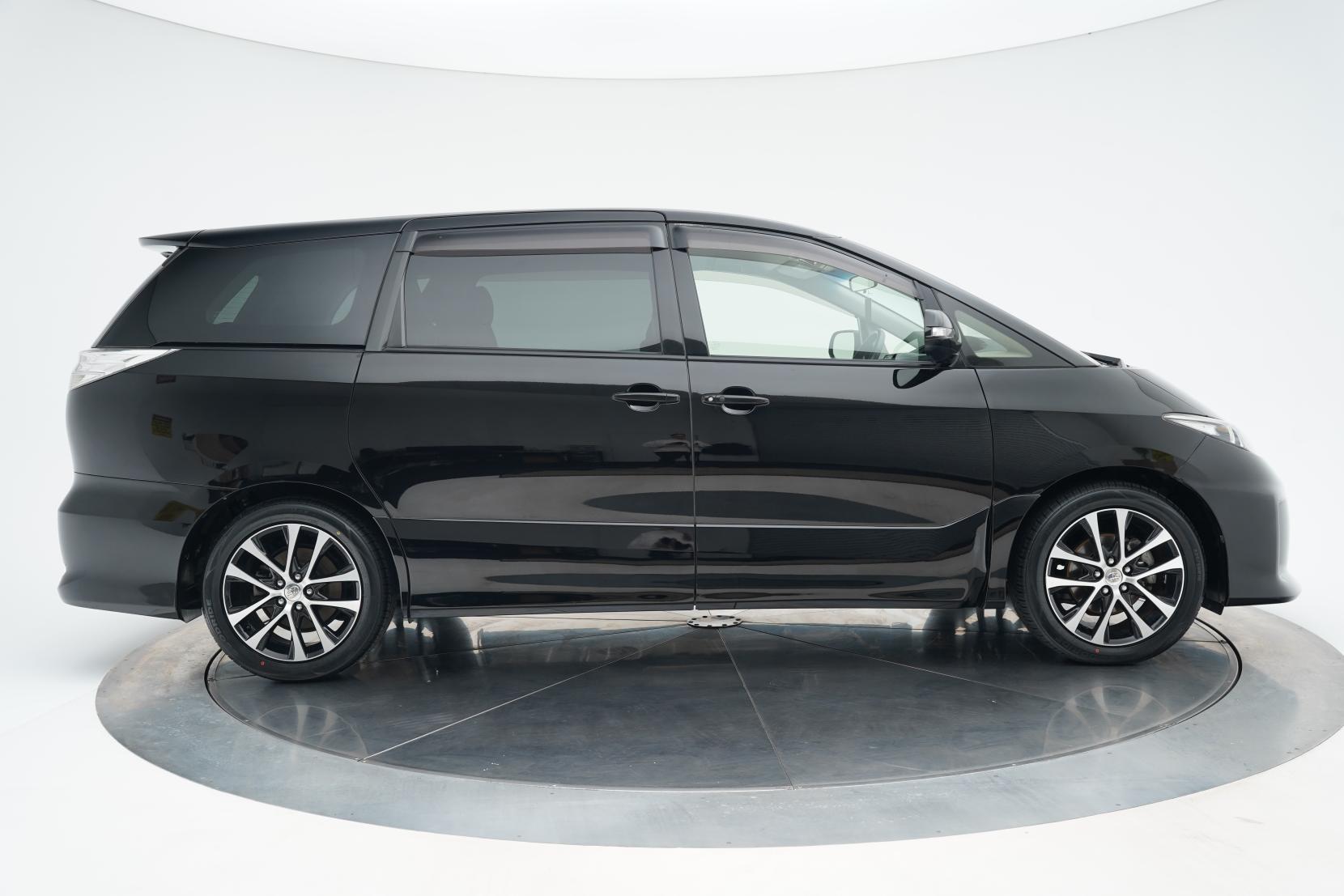 Toyota Estima 2.4 Aeras 7 Seater