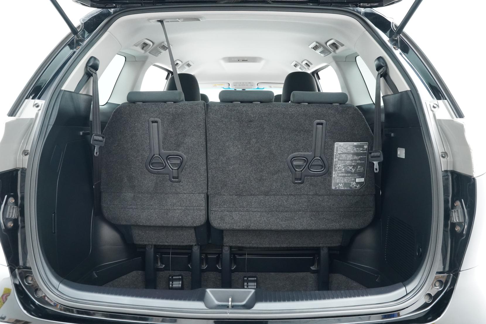 Toyota Estima 2.4 Aeras 7 Seater