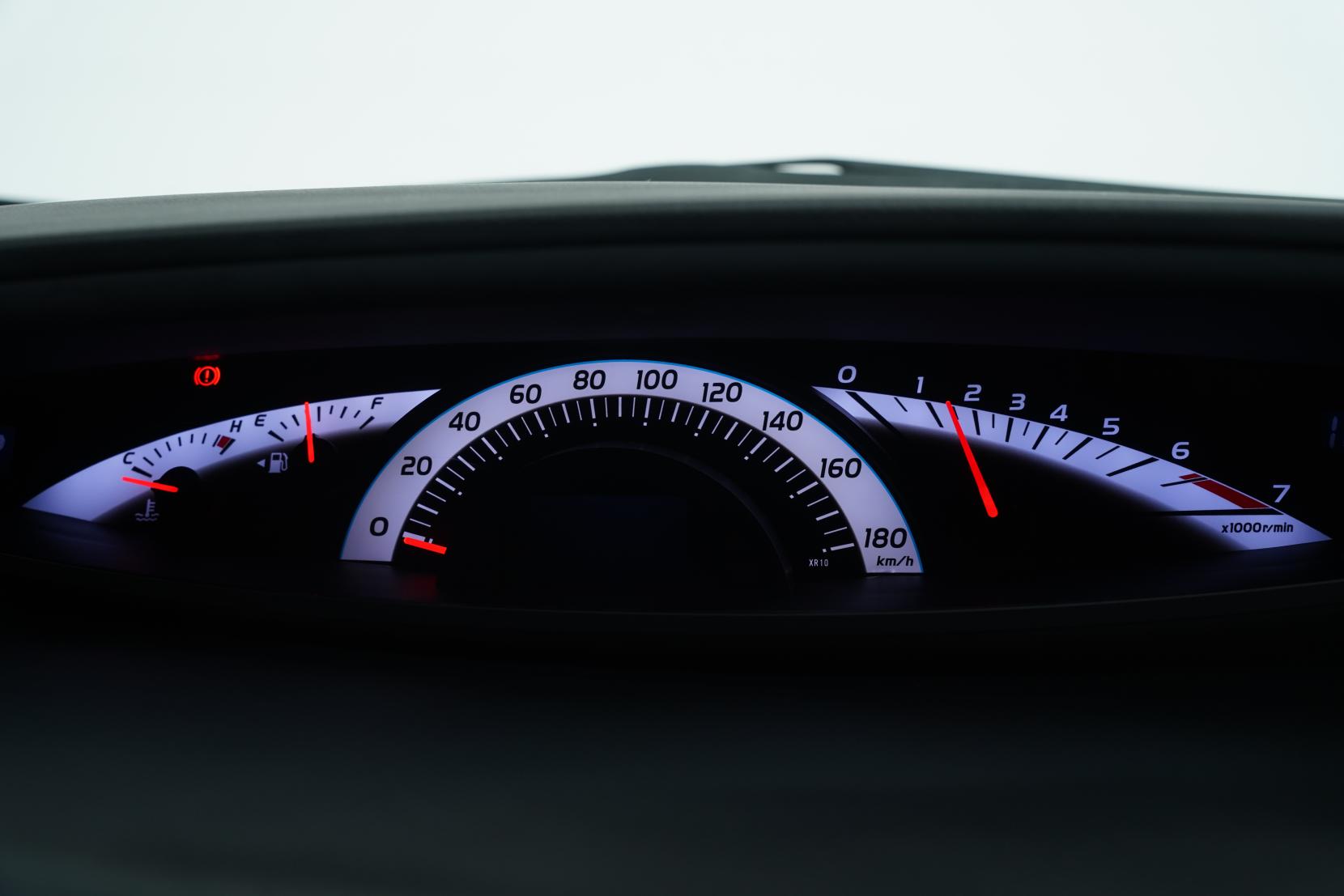 Toyota Estima 2.4 Aeras 7 Seater