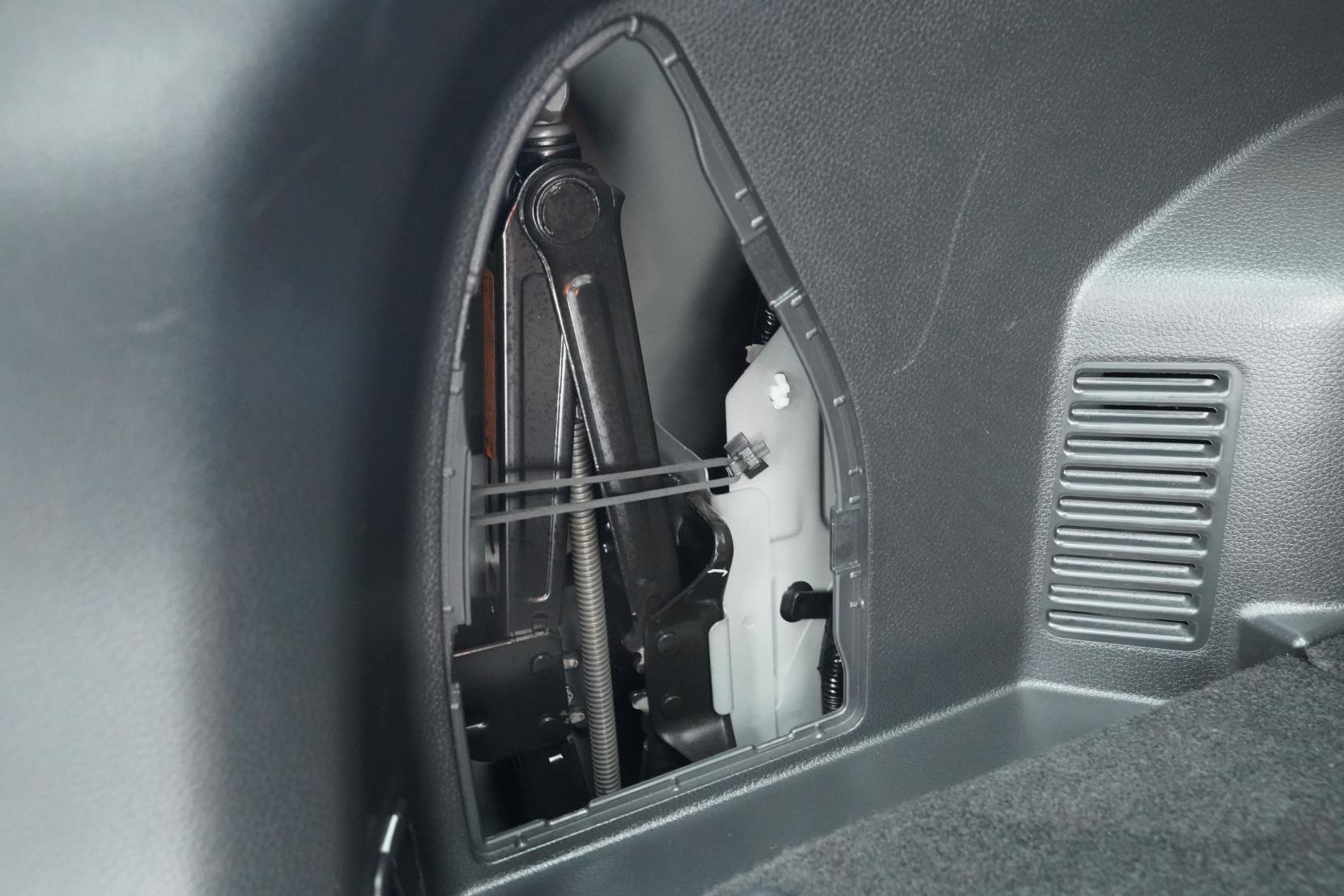 Nissan X-TRAIL 2.0 4WD 20X HYBRID