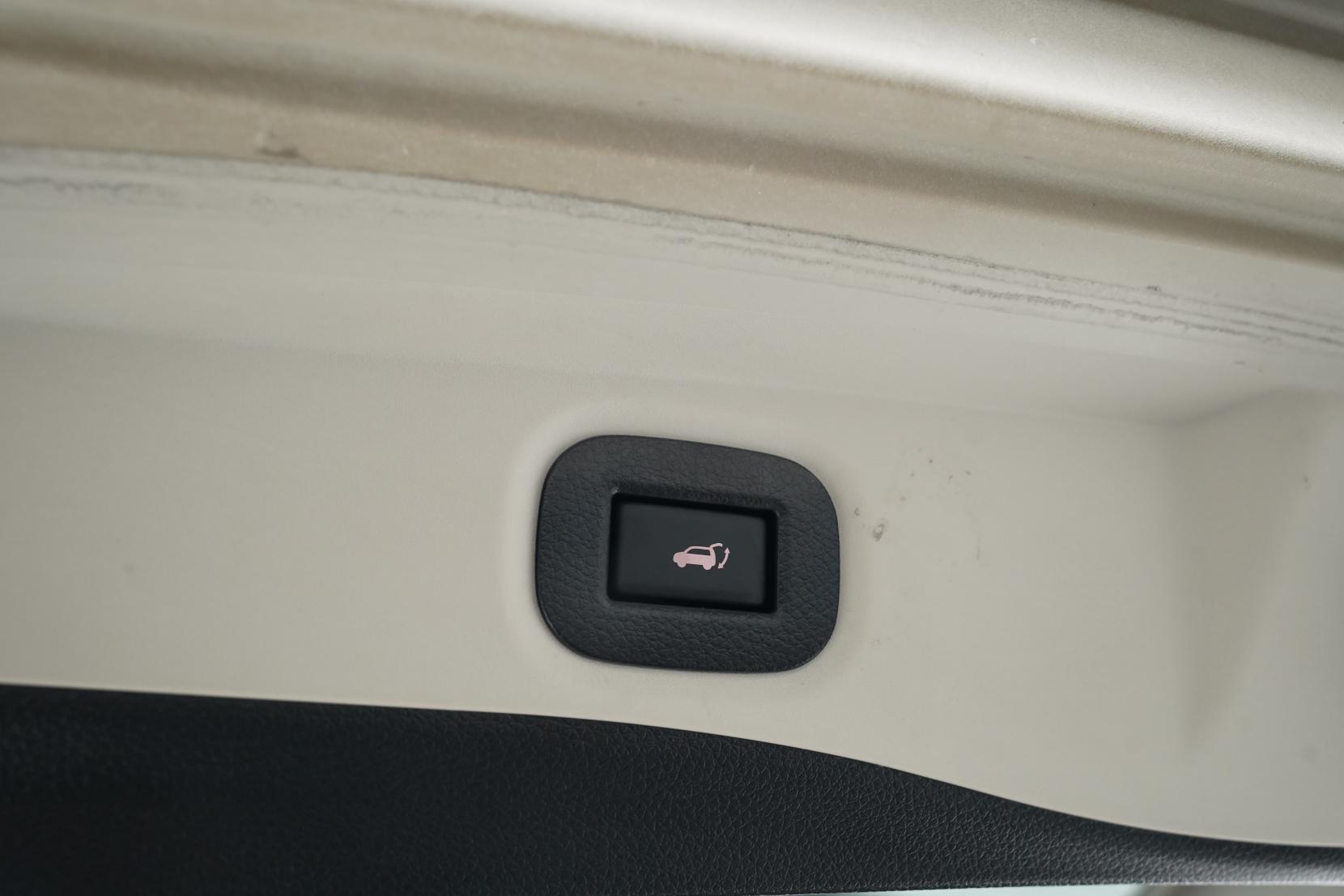 Nissan X-TRAIL 2.0 4WD 20X HYBRID