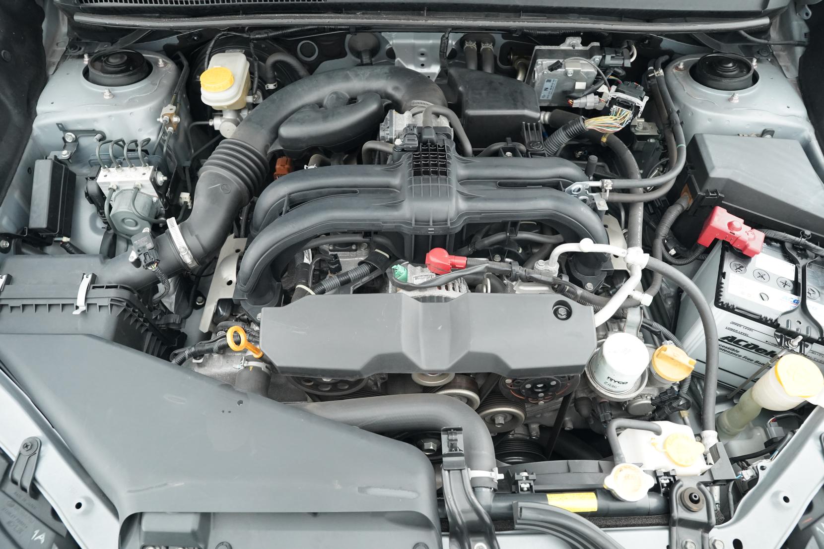 Subaru Impreza SPORT 1.6I-L