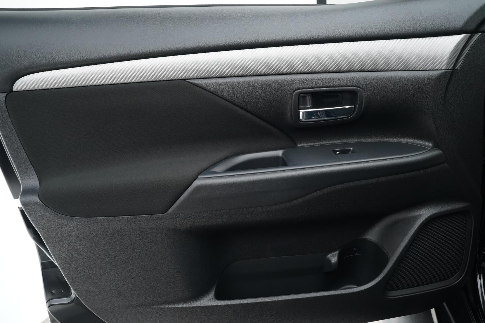 Mitsubishi Outlander 2.4 24G 4WD 7 Seater