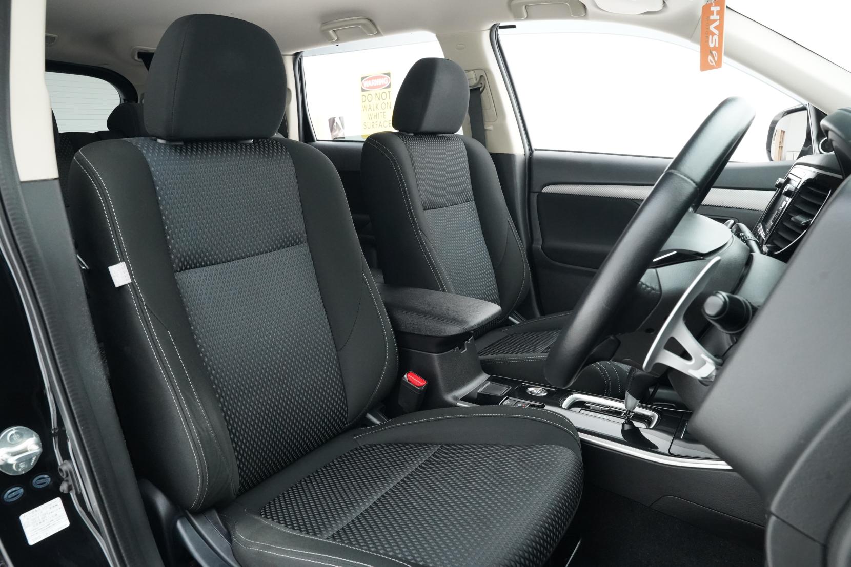 Mitsubishi Outlander 2.4 24G 4WD 7 Seater