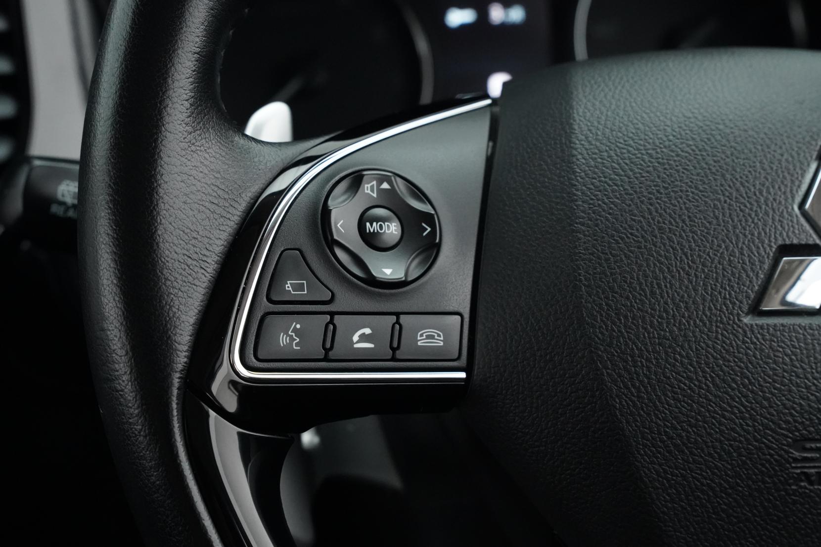 Mitsubishi Outlander 2.4 24G 4WD 7 Seater