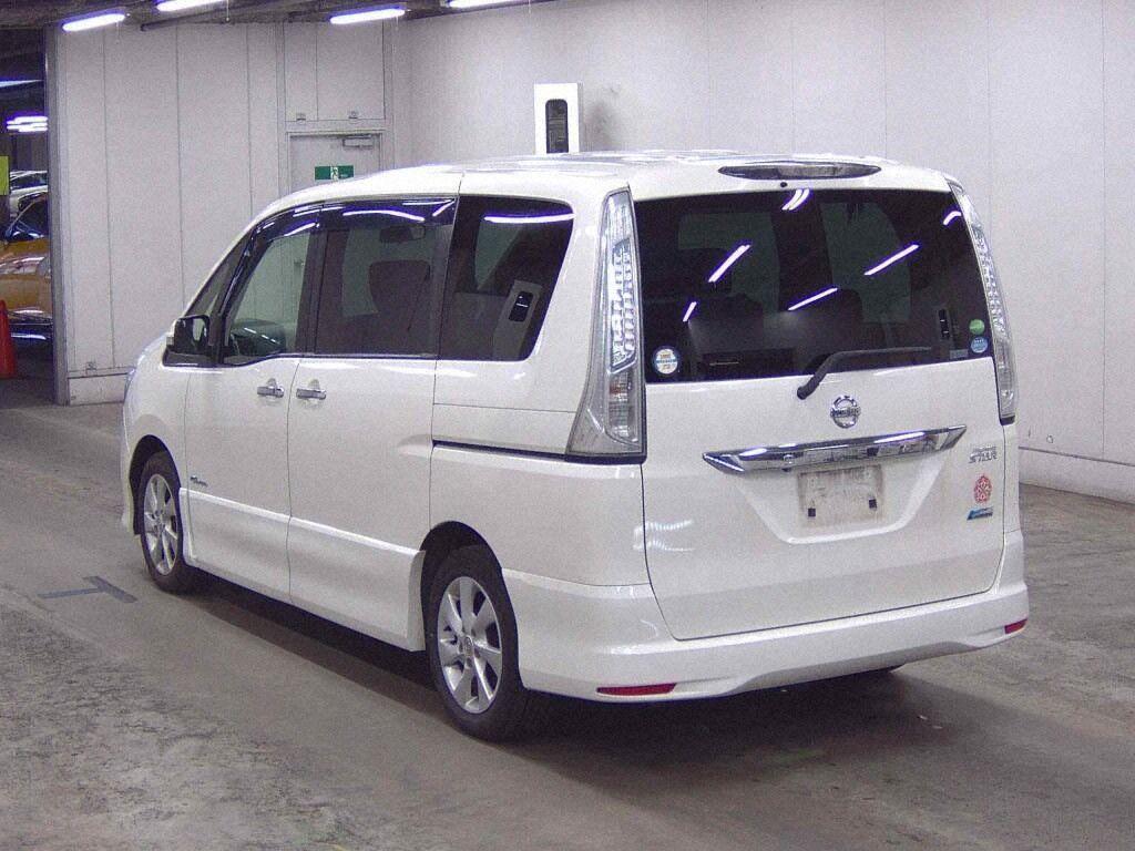 Nissan Serena 2000 Hybrid Highway