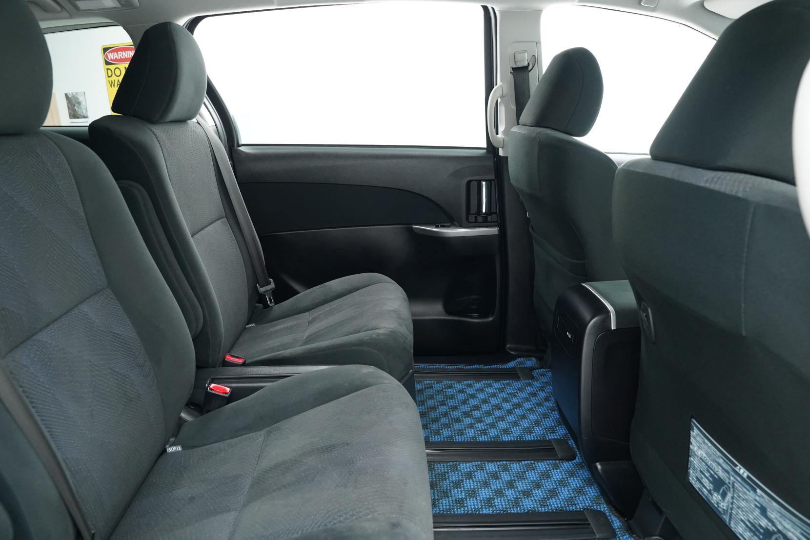 Toyota Estima 2.4 HYBRID AERAS 4WD