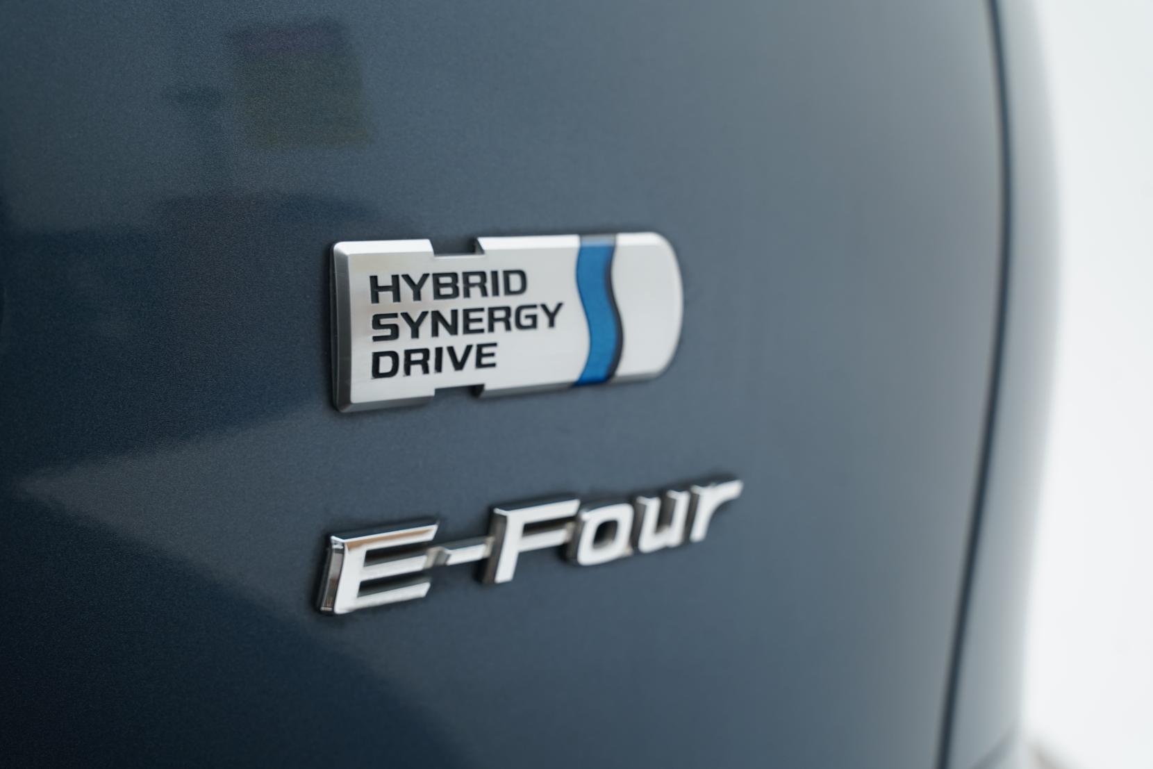 Toyota Estima 2.4 HYBRID AERAS 4WD