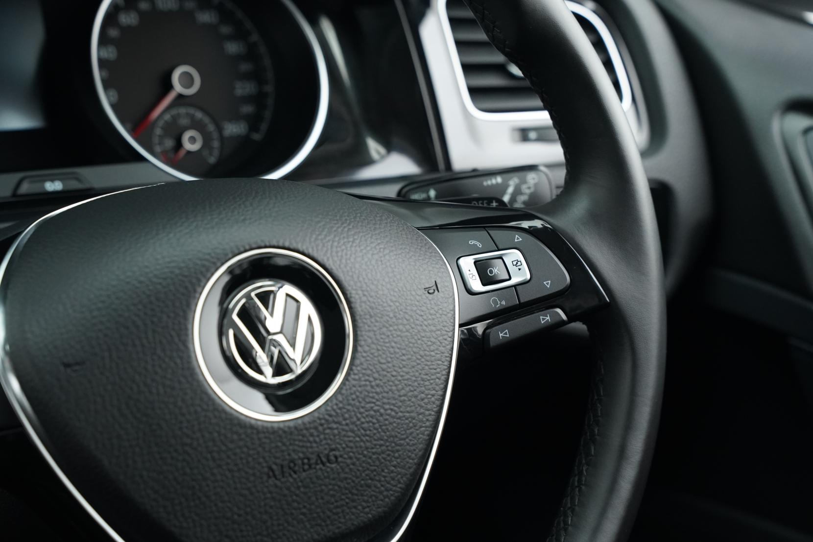 Volkswagen Golf 1.4 TSI High Line