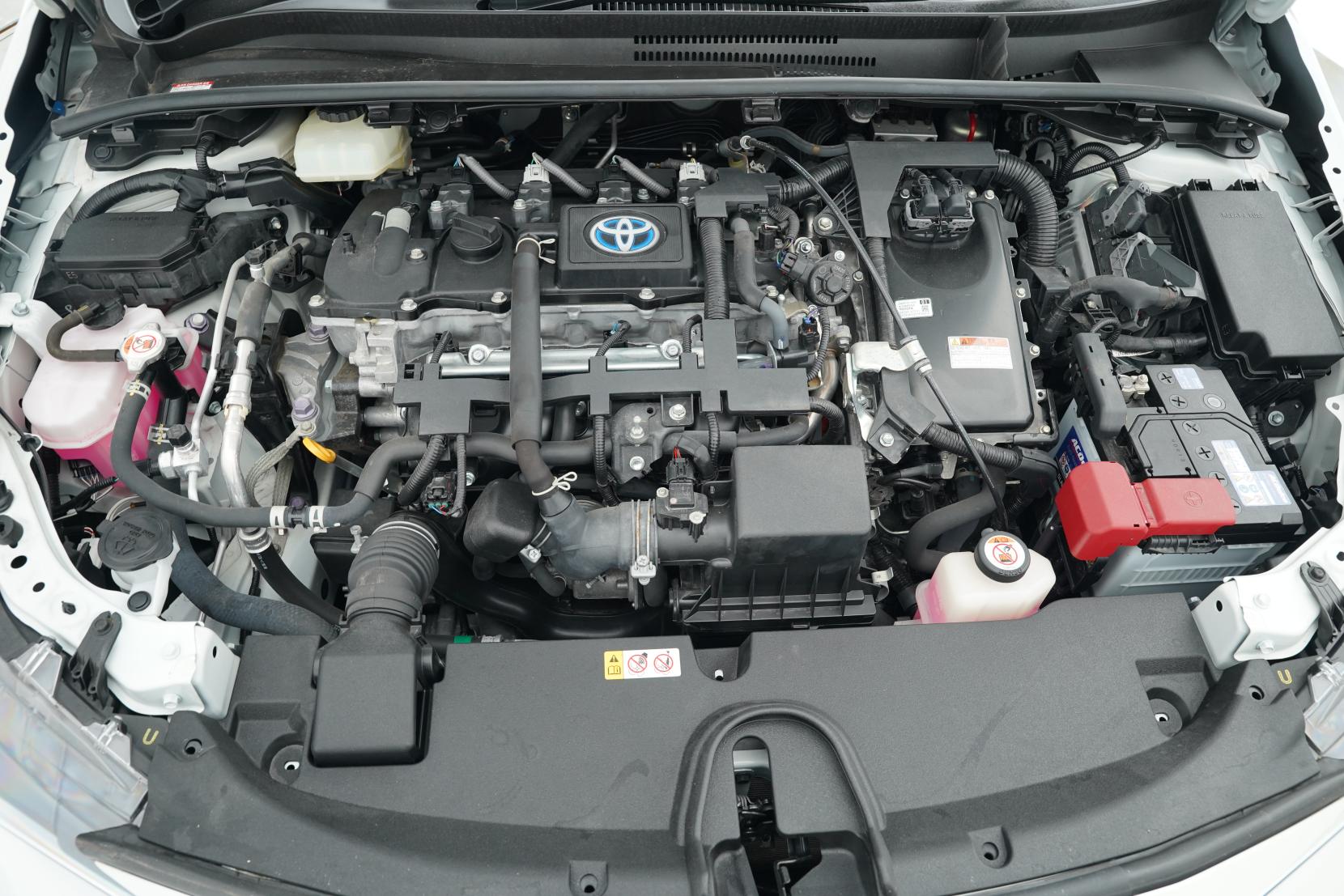 Toyota Corolla Touring Hybrid G-X