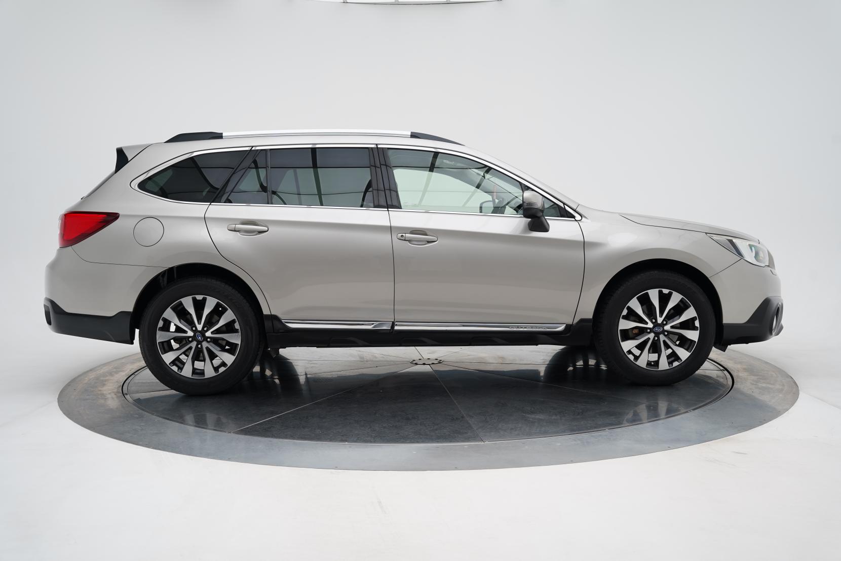 Subaru Outback 2.5 Limited Eyesight AWD