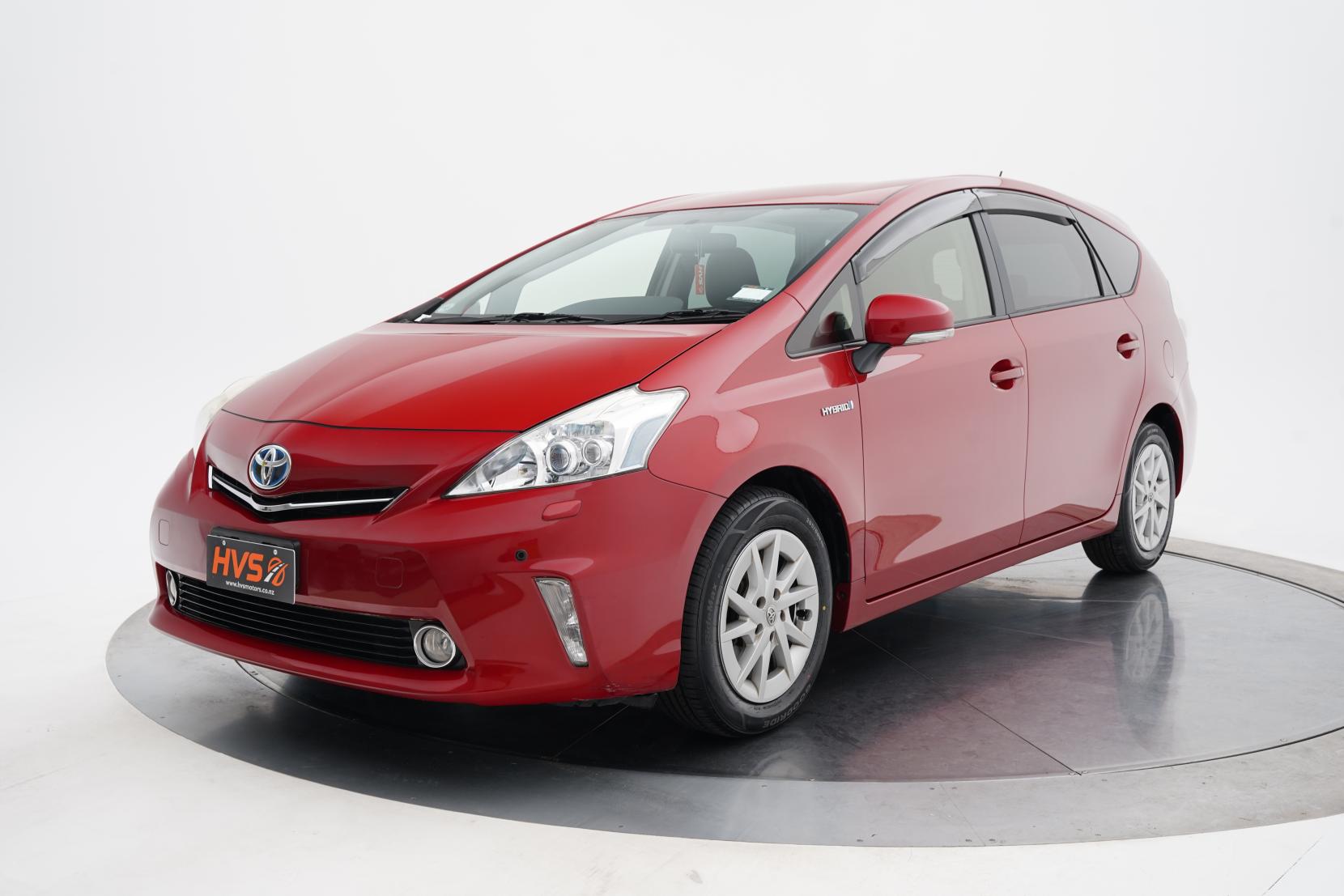 Toyota Prius Alpha S 5 Seater