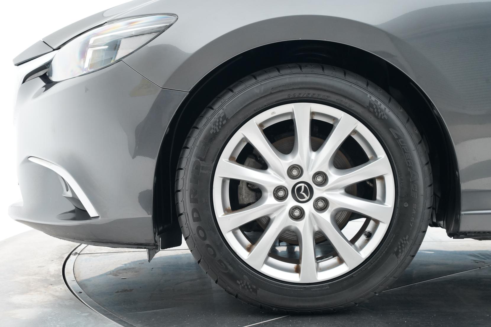 Mazda Atenza 2.0 WAGON 20S