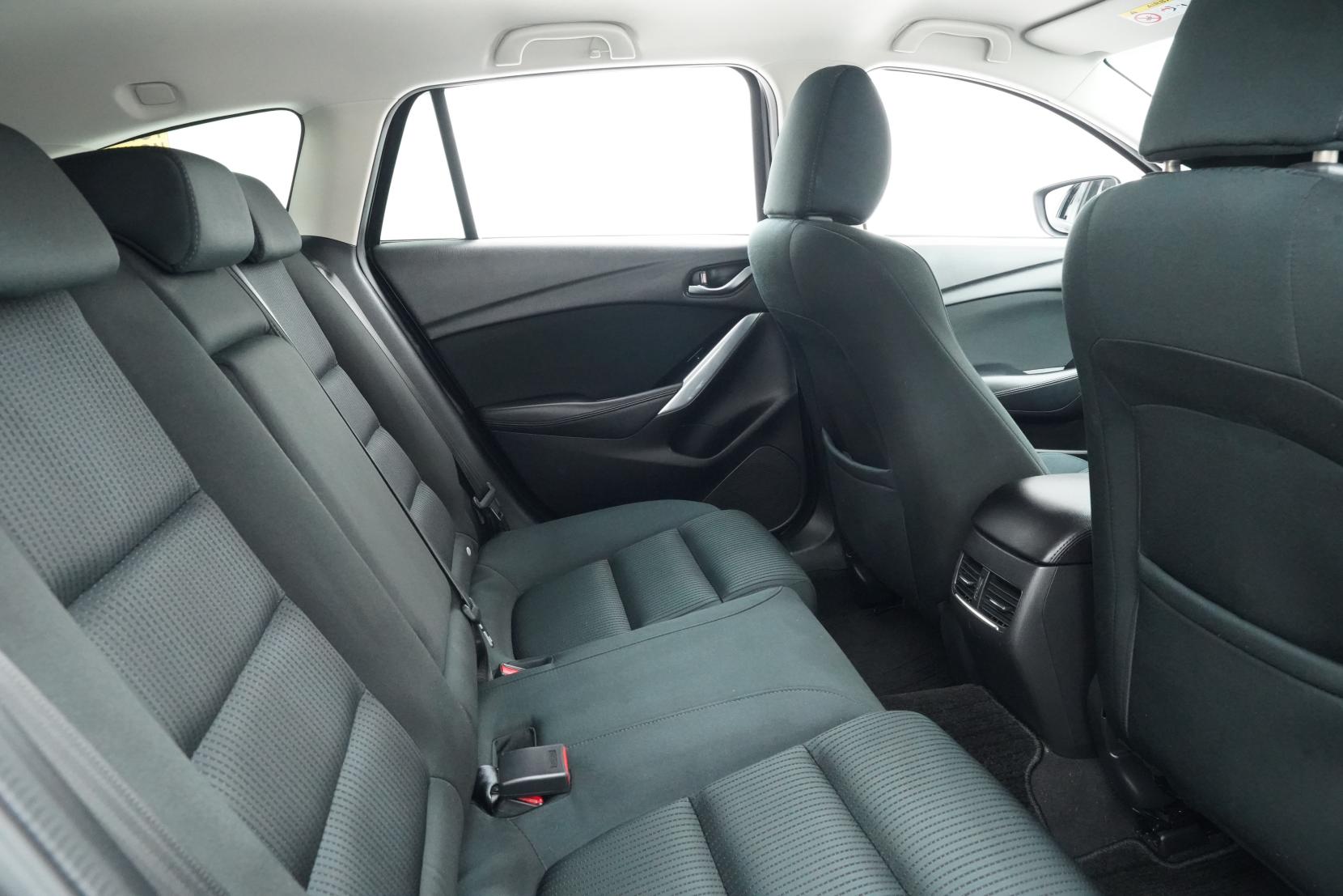 Mazda Atenza 2.0 WAGON 20S