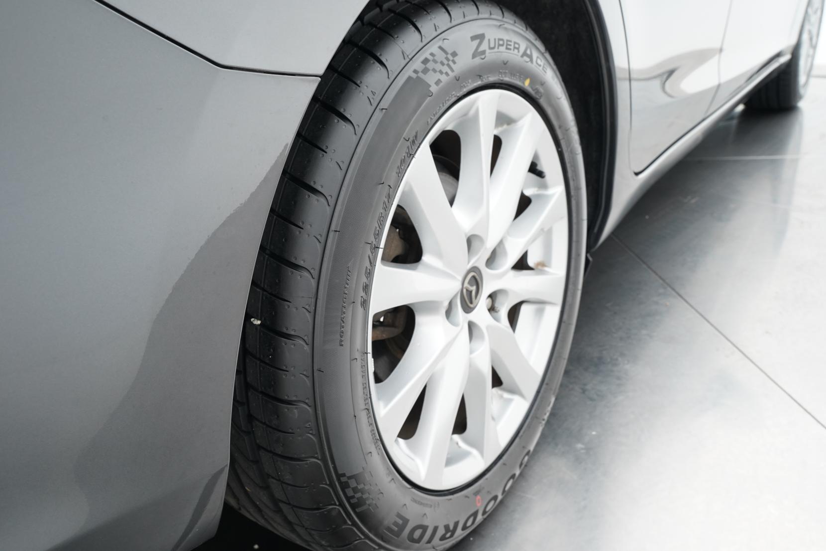 Mazda Atenza 2.0 WAGON 20S