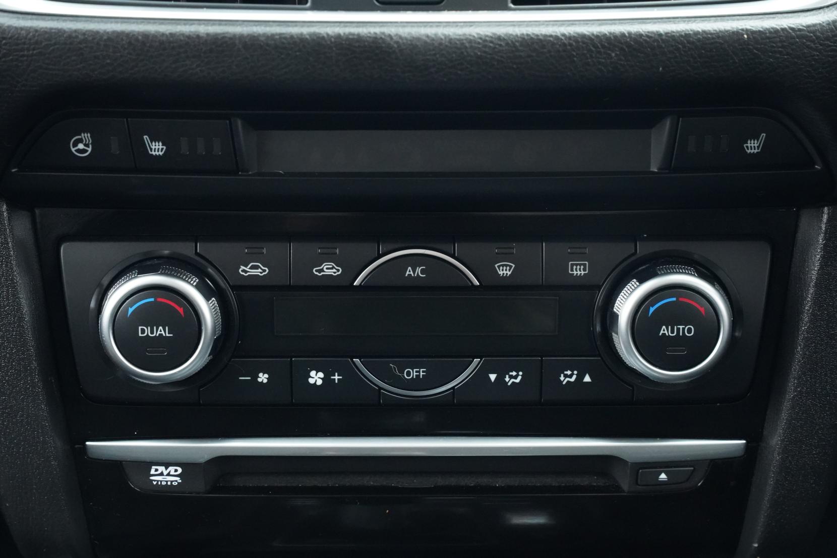 Mazda Atenza 2.0 WAGON 20S