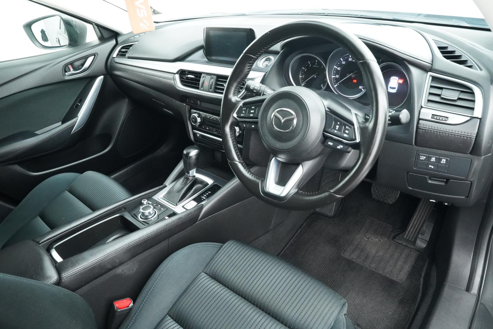 Mazda Atenza 2.0 WAGON 20S