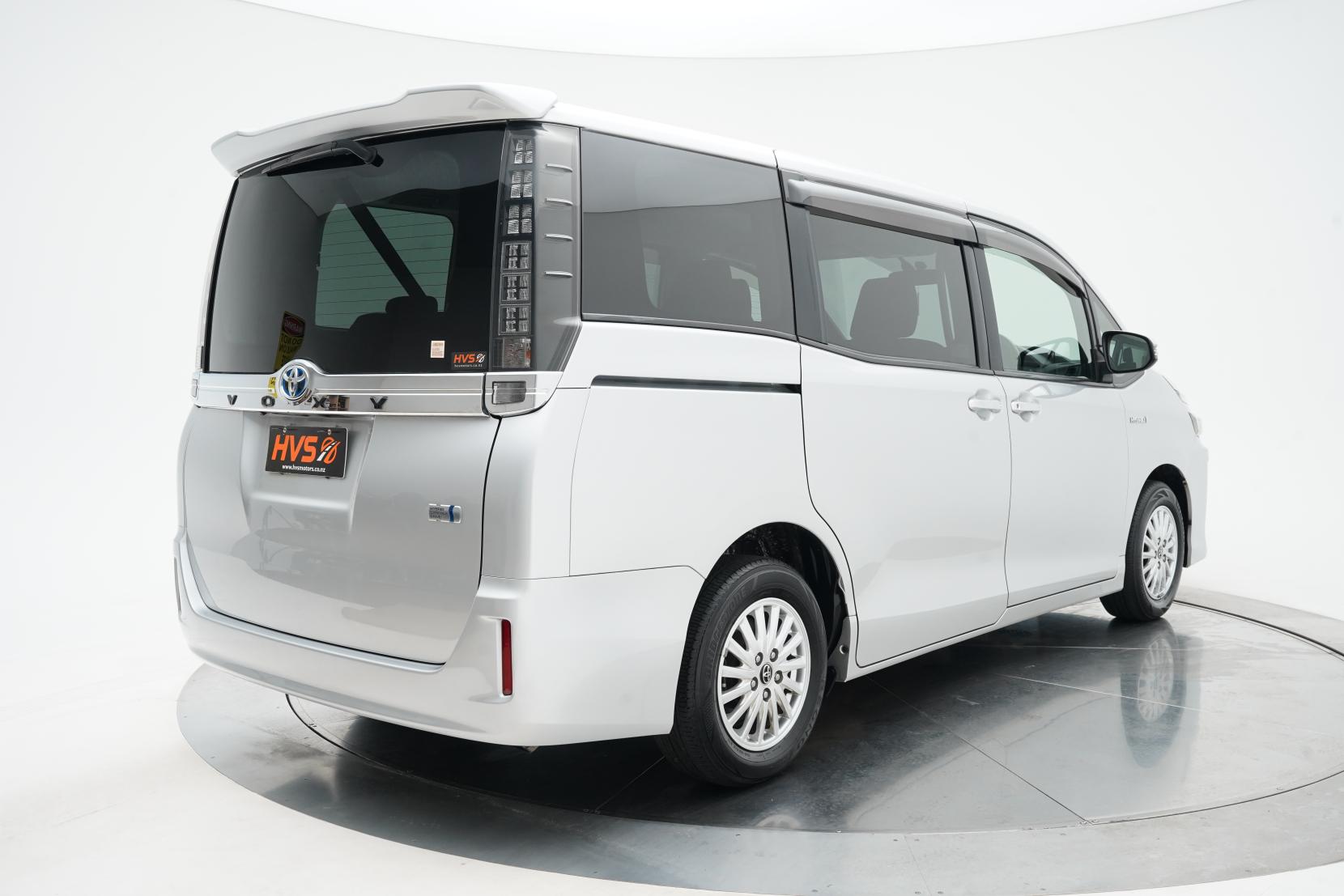 Toyota Voxy 1.8 HYBRID HYBRID V