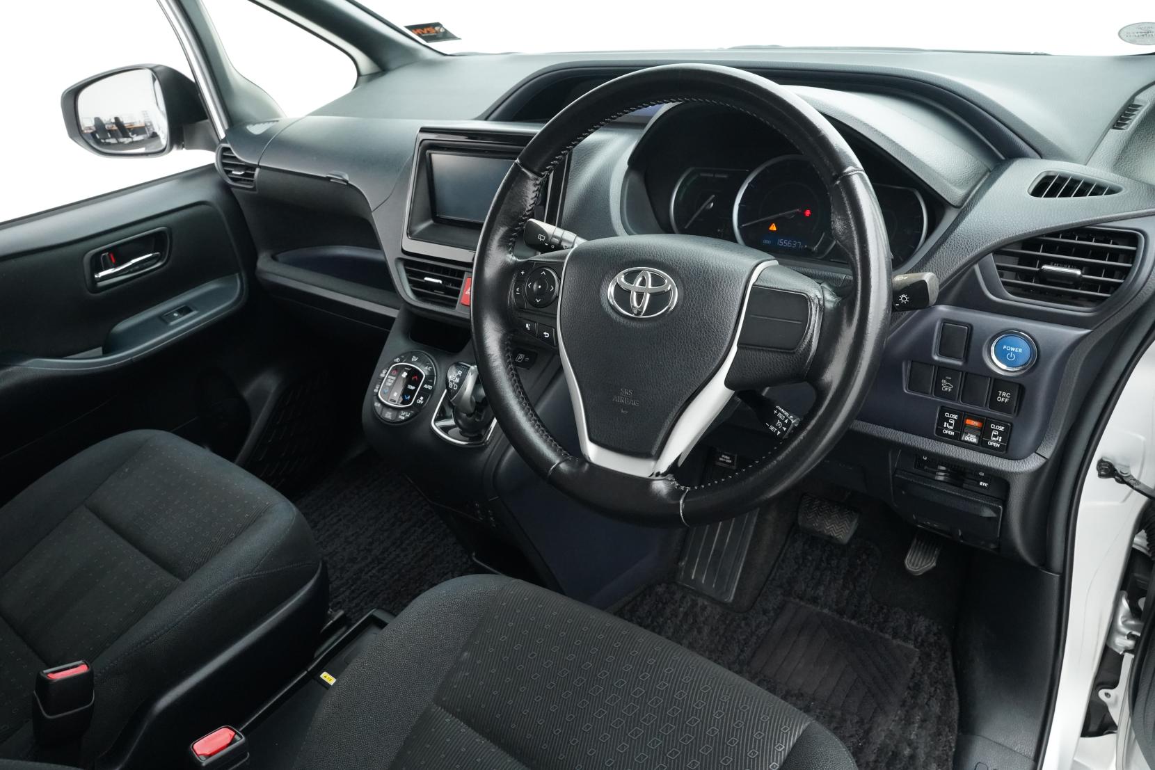 Toyota Voxy 1.8 HYBRID HYBRID V