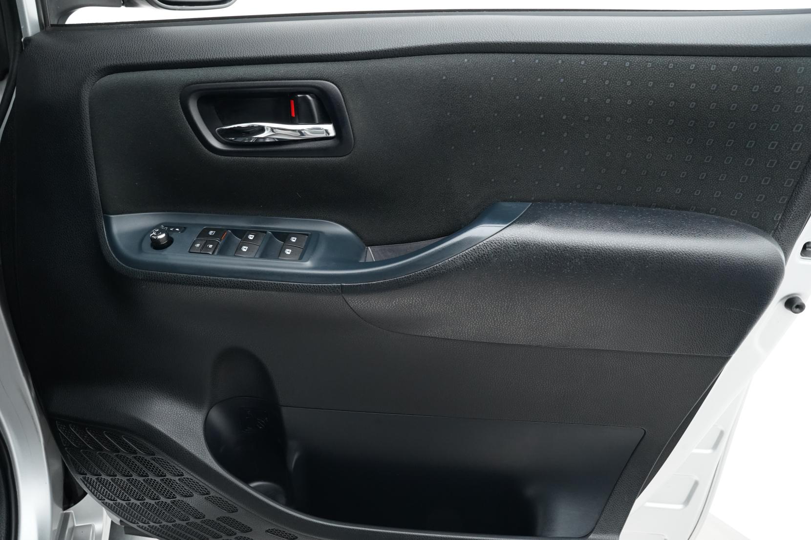 Toyota Voxy 1.8 HYBRID HYBRID V