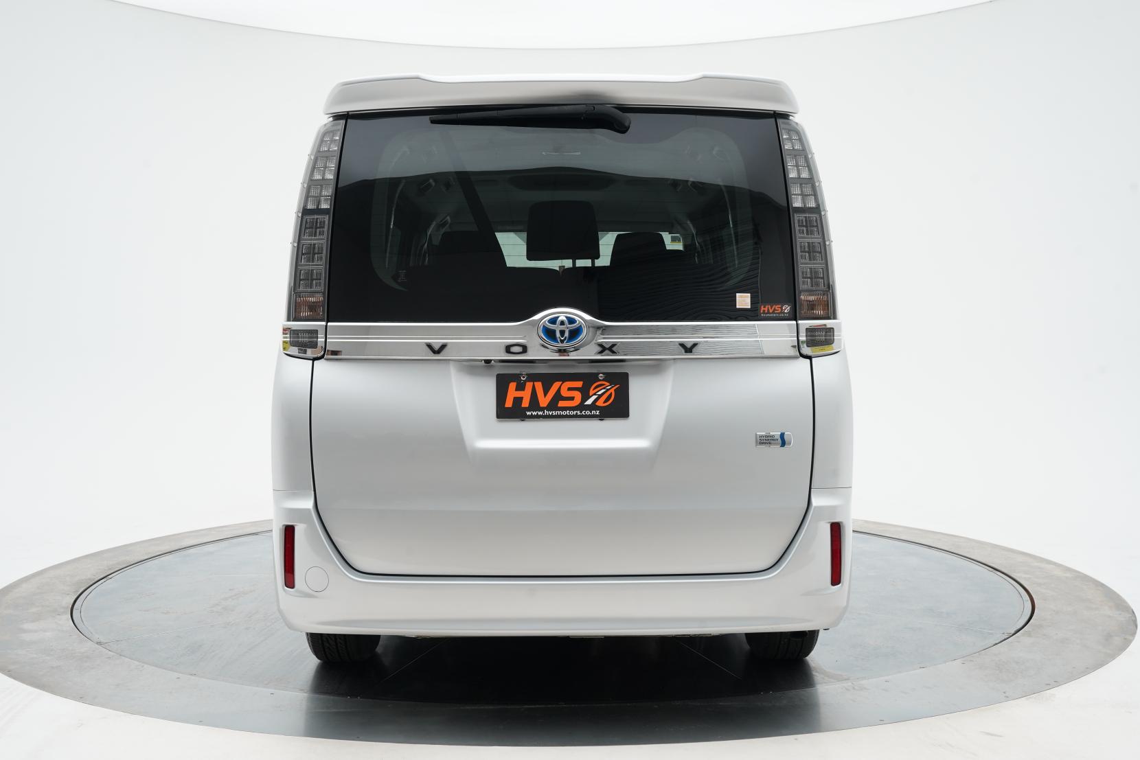 Toyota Voxy 1.8 HYBRID HYBRID V