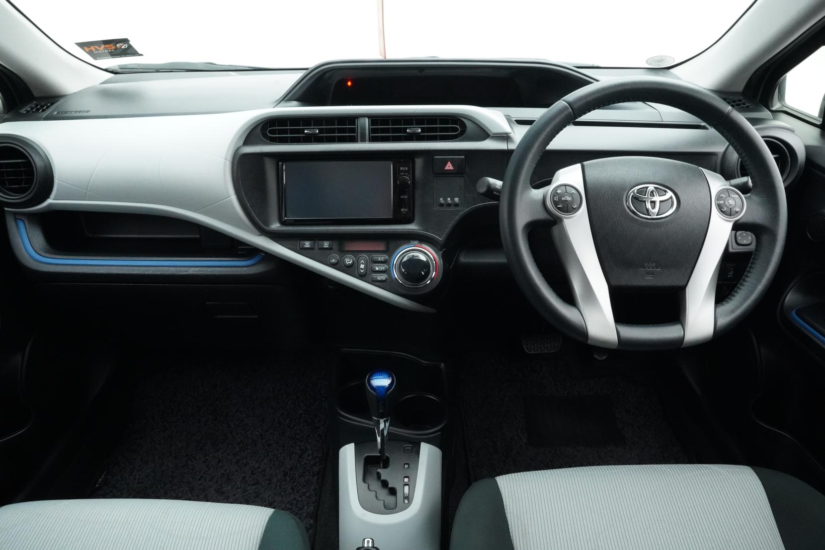 Toyota Aqua 1.5 Hybrid S