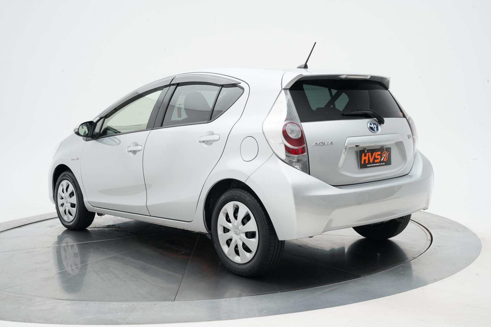 Toyota Aqua 1.5 Hybrid S