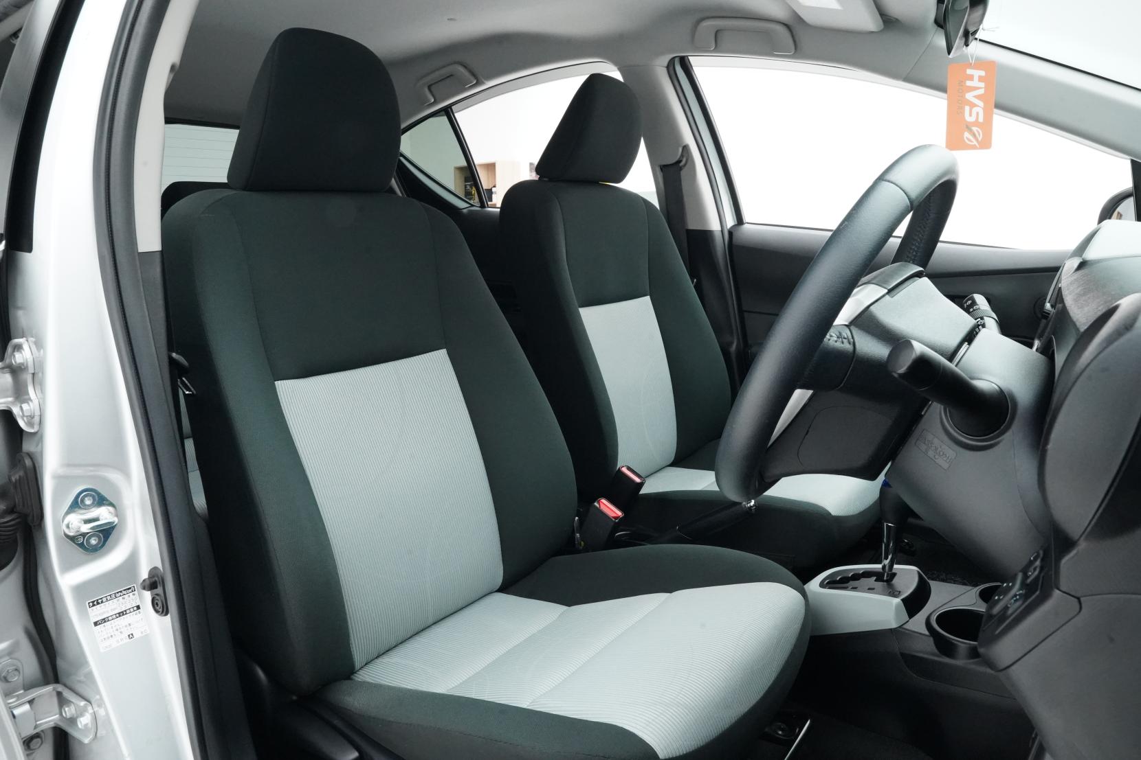 Toyota Aqua 1.5 Hybrid S