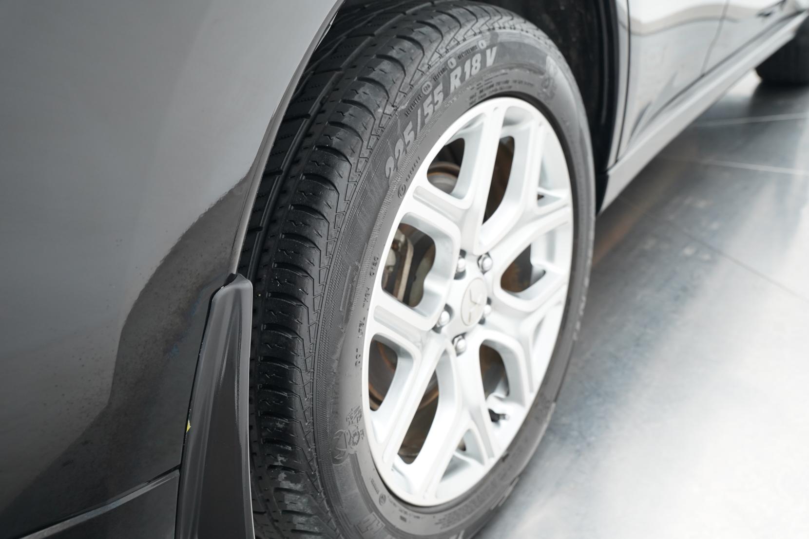 Mitsubishi Outlander 2.0 PHEV G SAFETY PKG