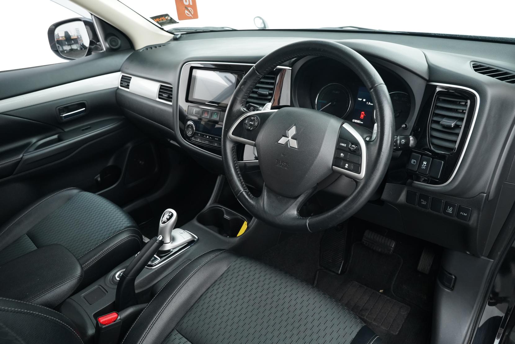 Mitsubishi Outlander 2.0 PHEV G SAFETY PKG
