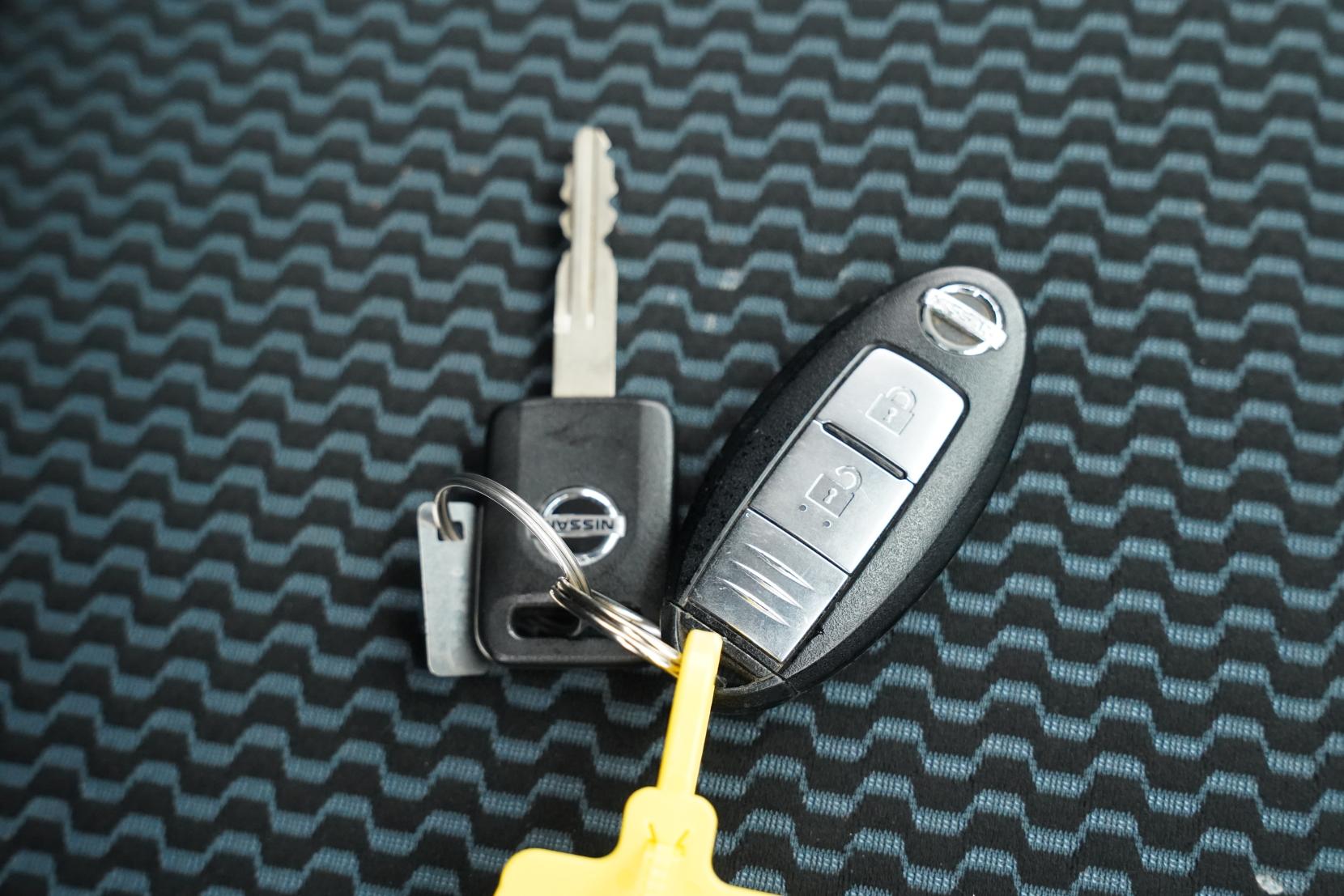 Nissan Note (2004–present) 1.2 X V SELECTION