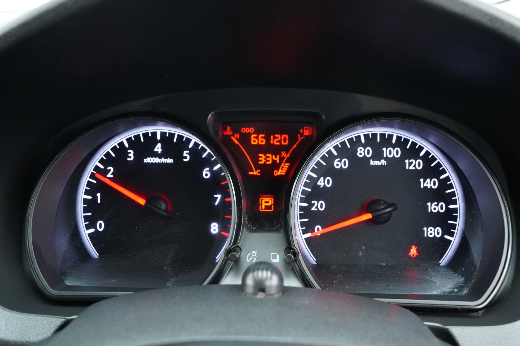 Nissan Note (2004–present) 1.2 X V SELECTION