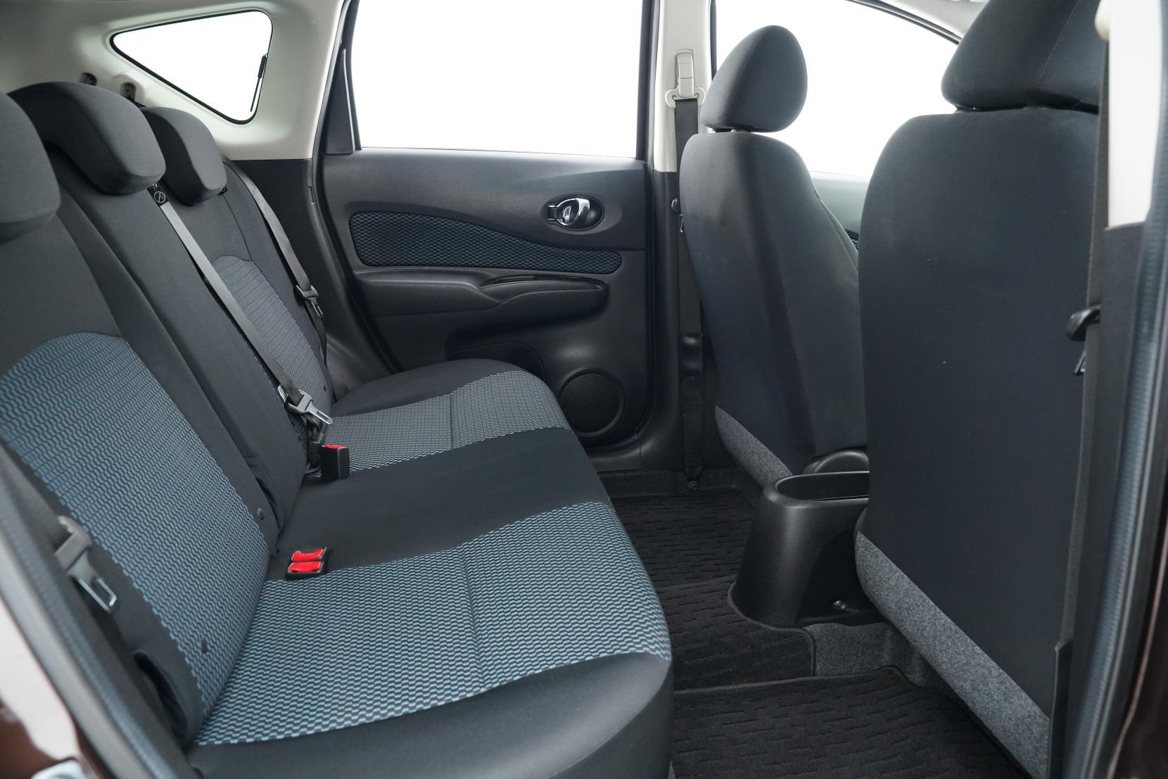 Nissan Note (2004–present) 1.2 X V SELECTION