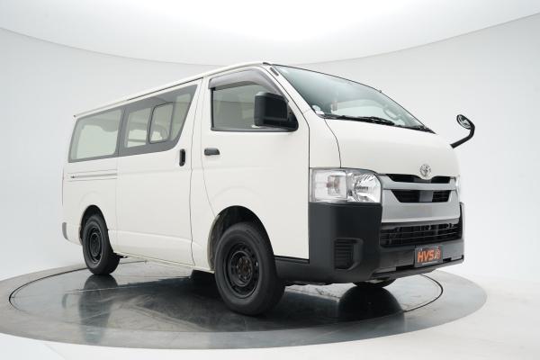 Toyota Hiace 2.8 Diesel 4WD 5 Door