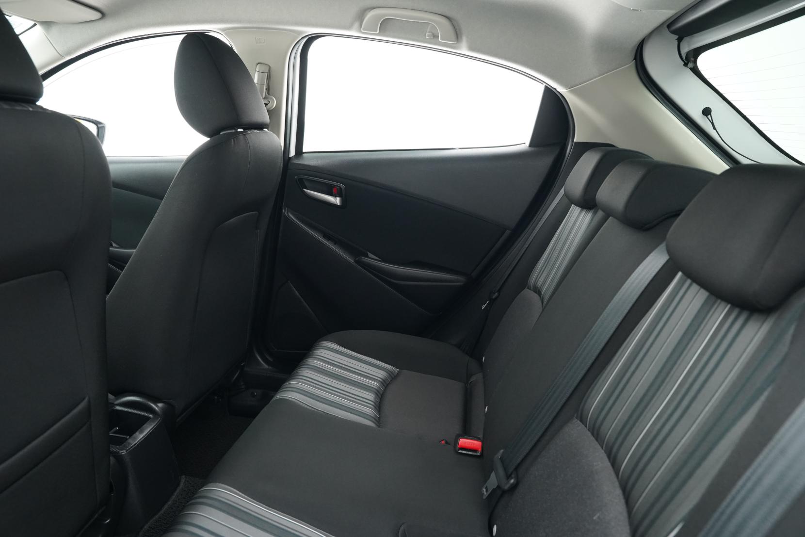Mazda Demio 15C