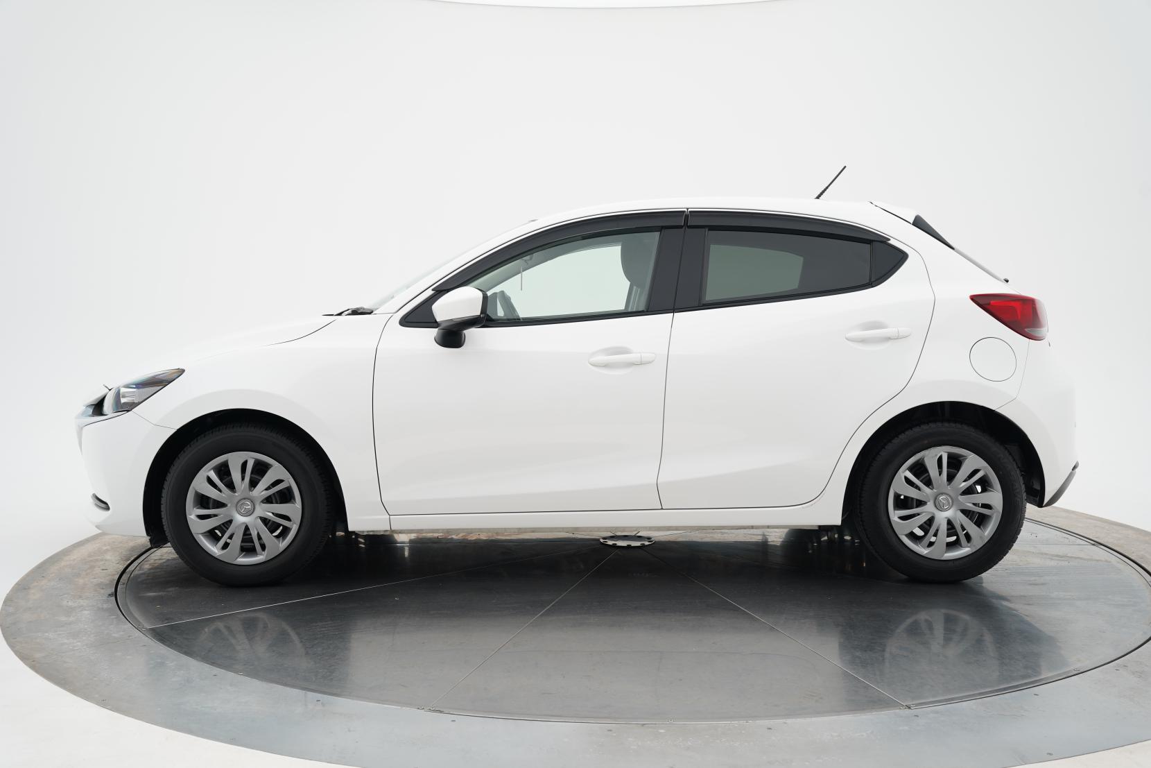 Mazda Demio 15C