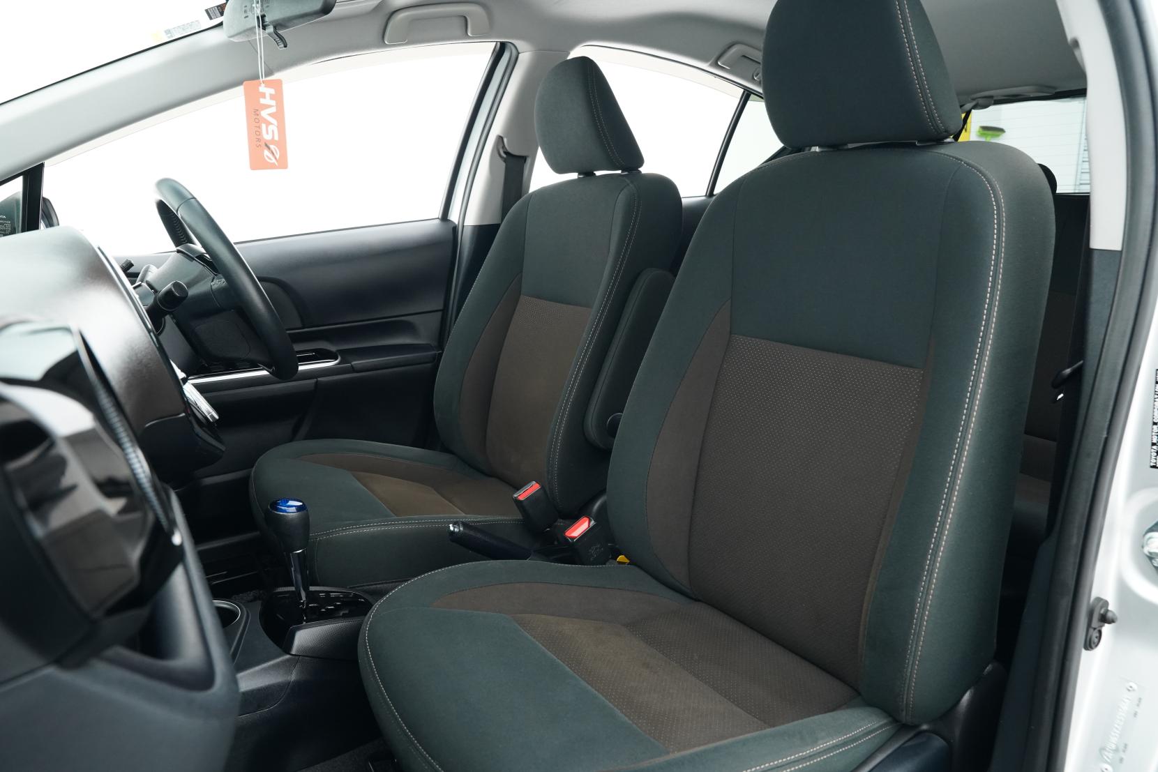 Toyota Aqua Hybrid G Push Start