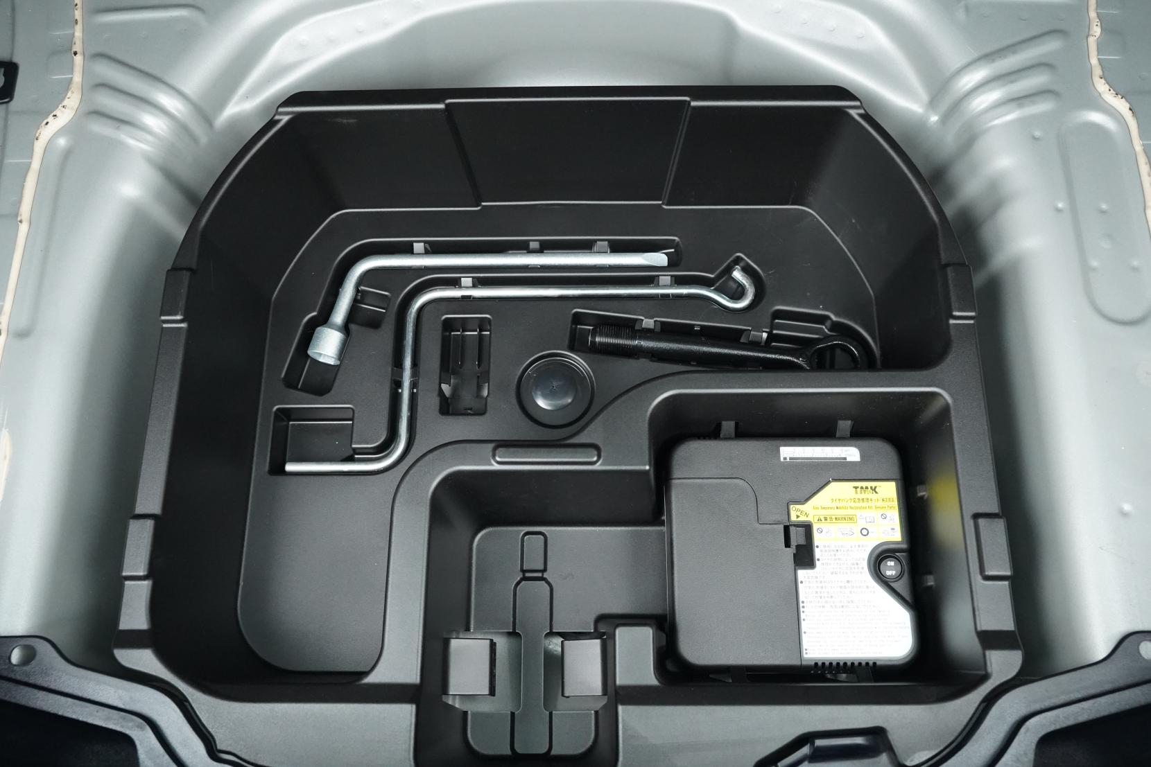 Toyota Aqua Hybrid G Push Start