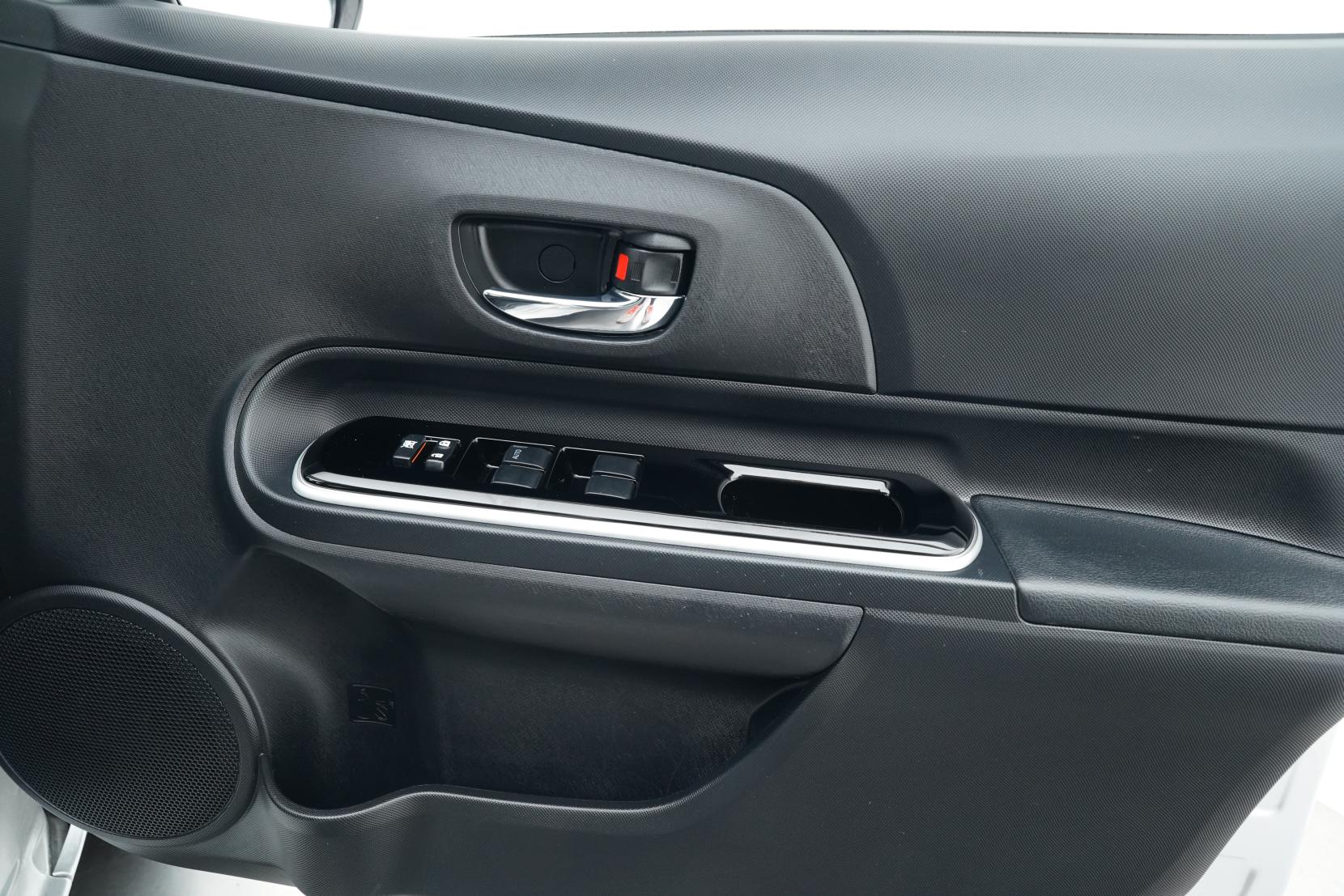 Toyota Aqua Hybrid G Push Start