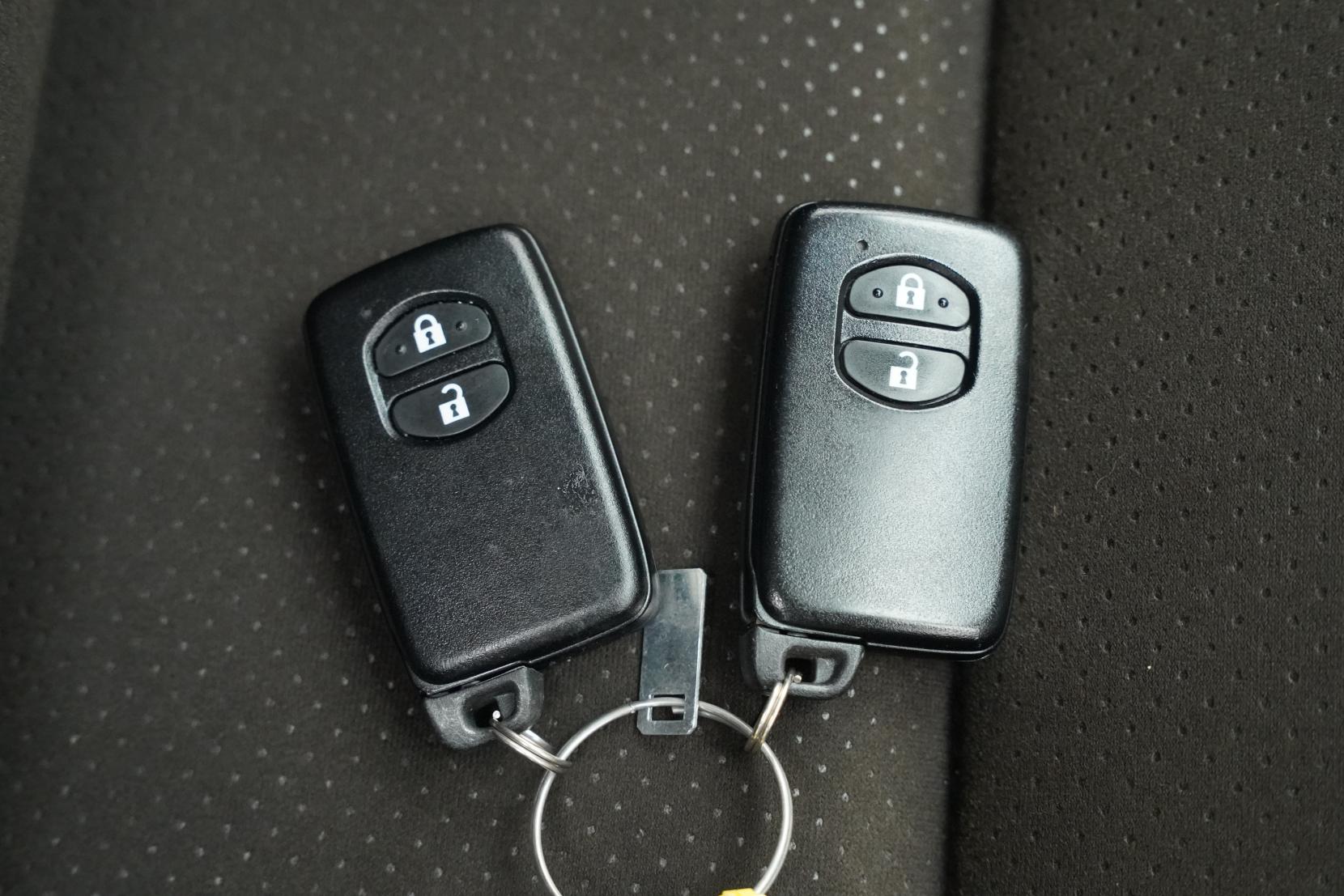 Toyota Aqua Hybrid G Push Start