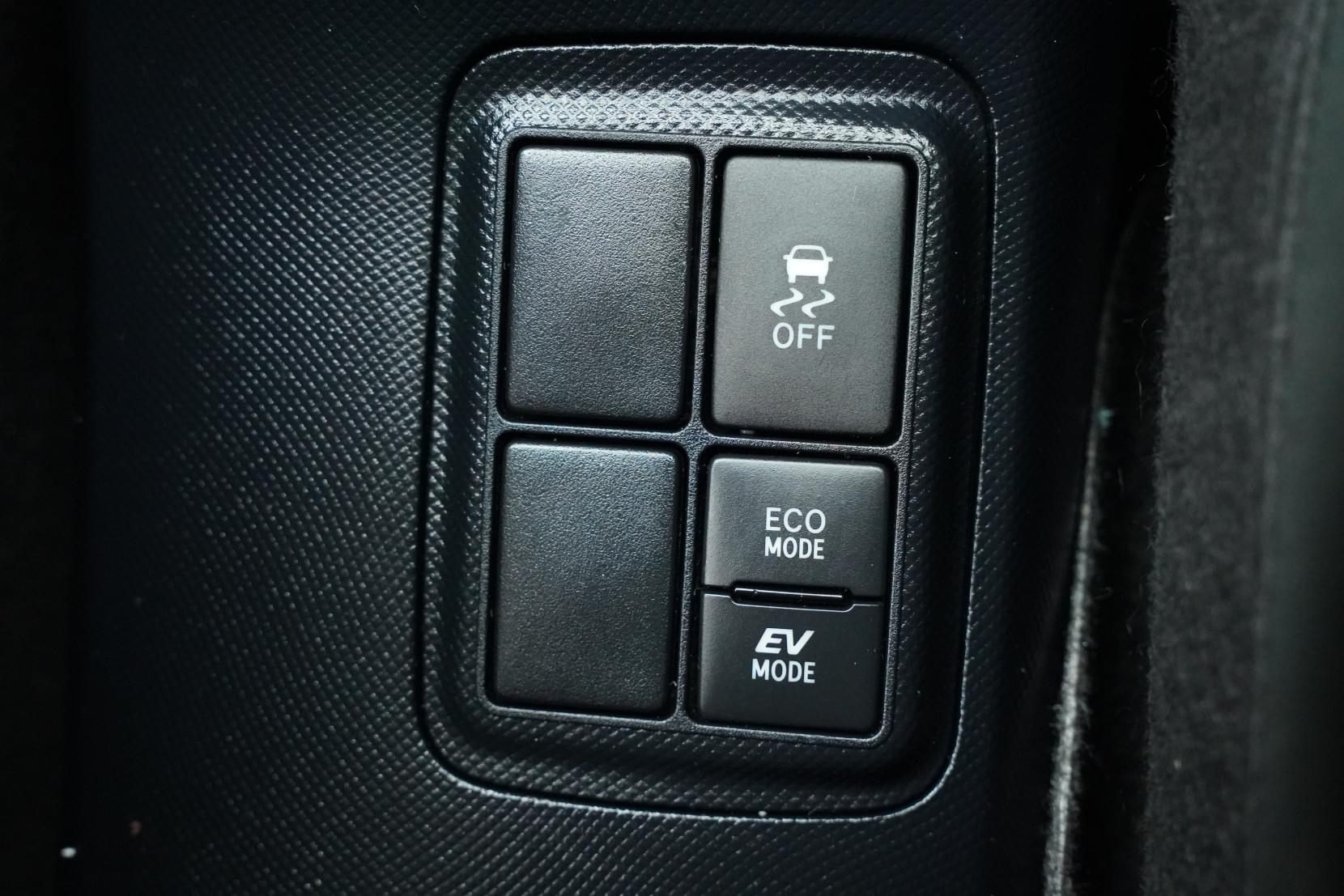 Toyota Aqua Hybrid G Push Start