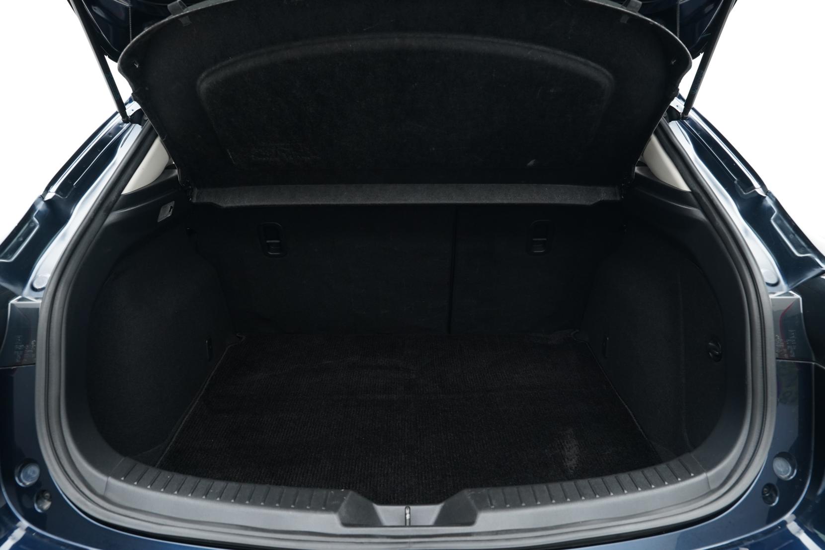 Mazda Axela 1.5 SPORT 15S TOURING