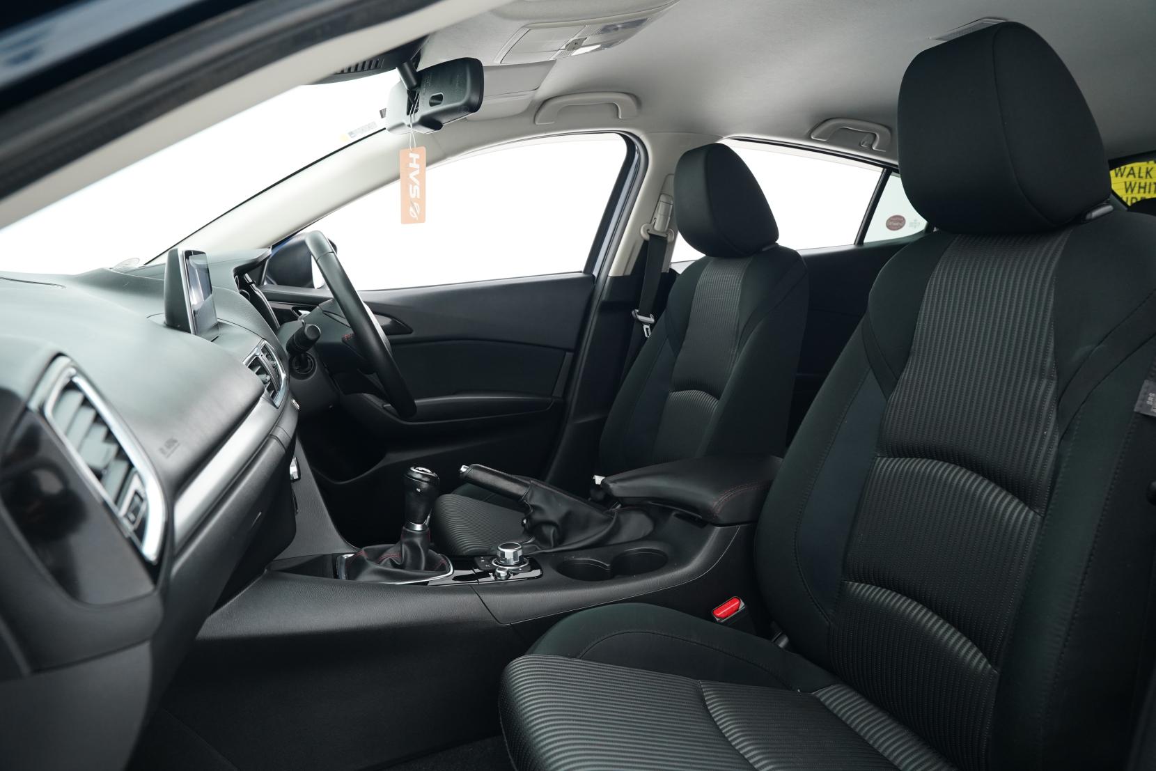 Mazda Axela 1.5 SPORT 15S TOURING
